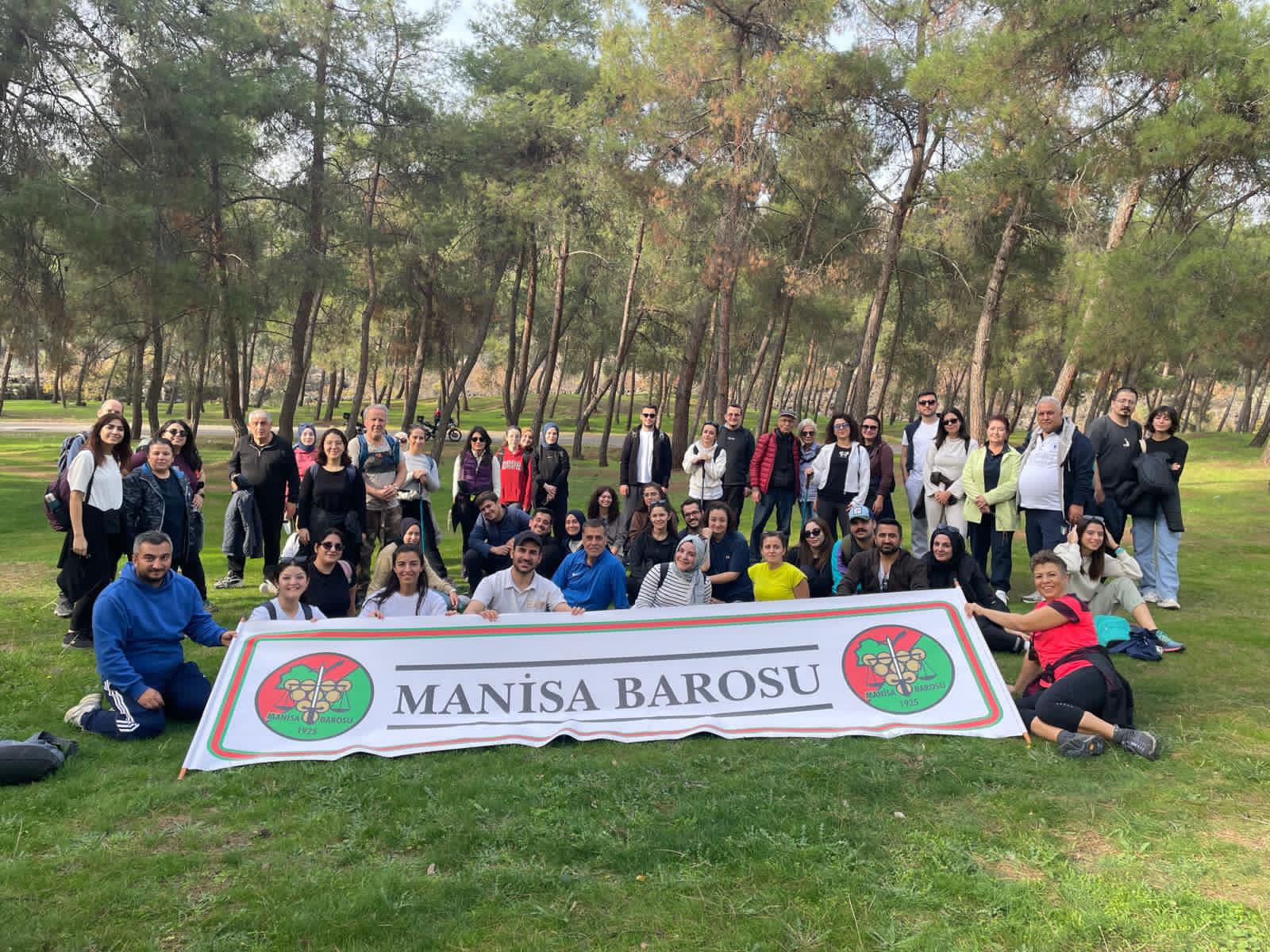 Manisa Barosu’ndan doğa yürüyüşü etkinliği