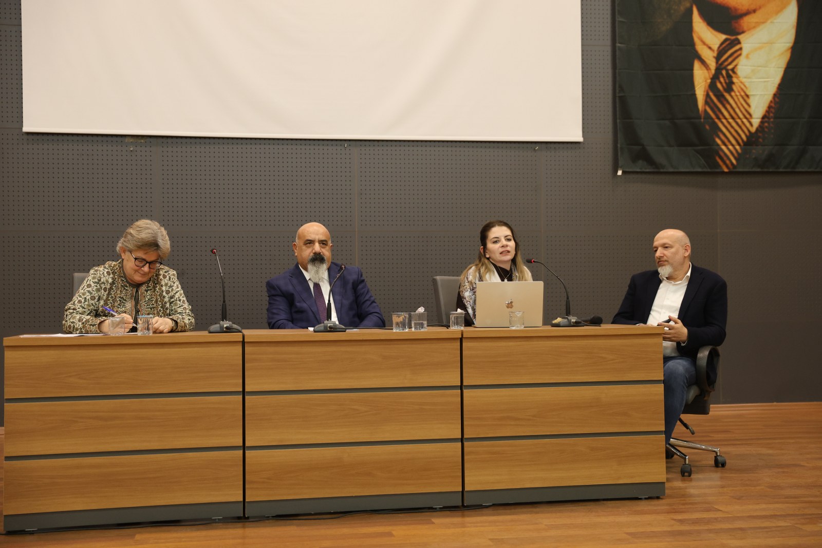 Yunusemre’de “Yapay Zeka” buluşması