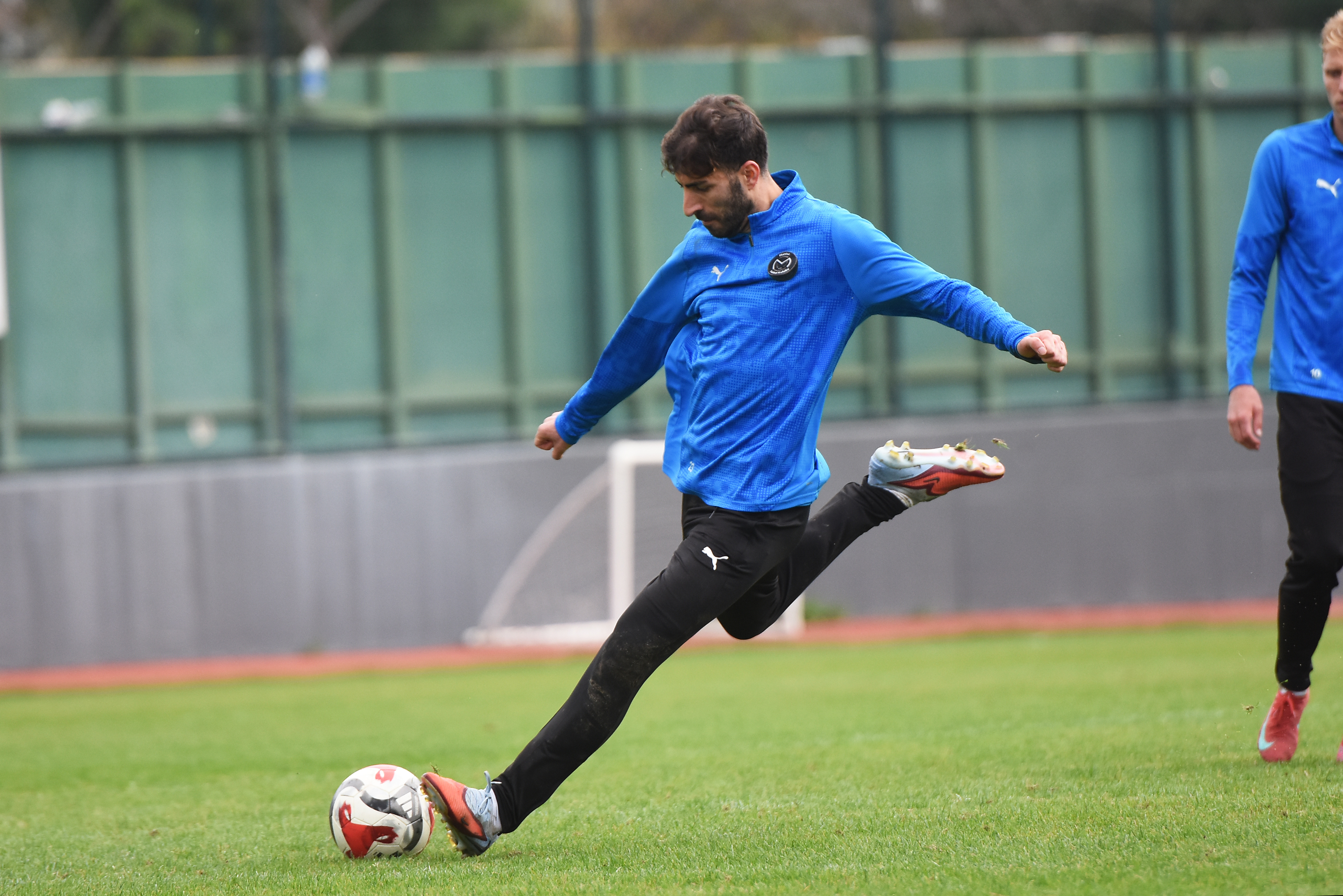 Manisa FK İ. A. Vanspor FK mücadelesine hazırlanıyor