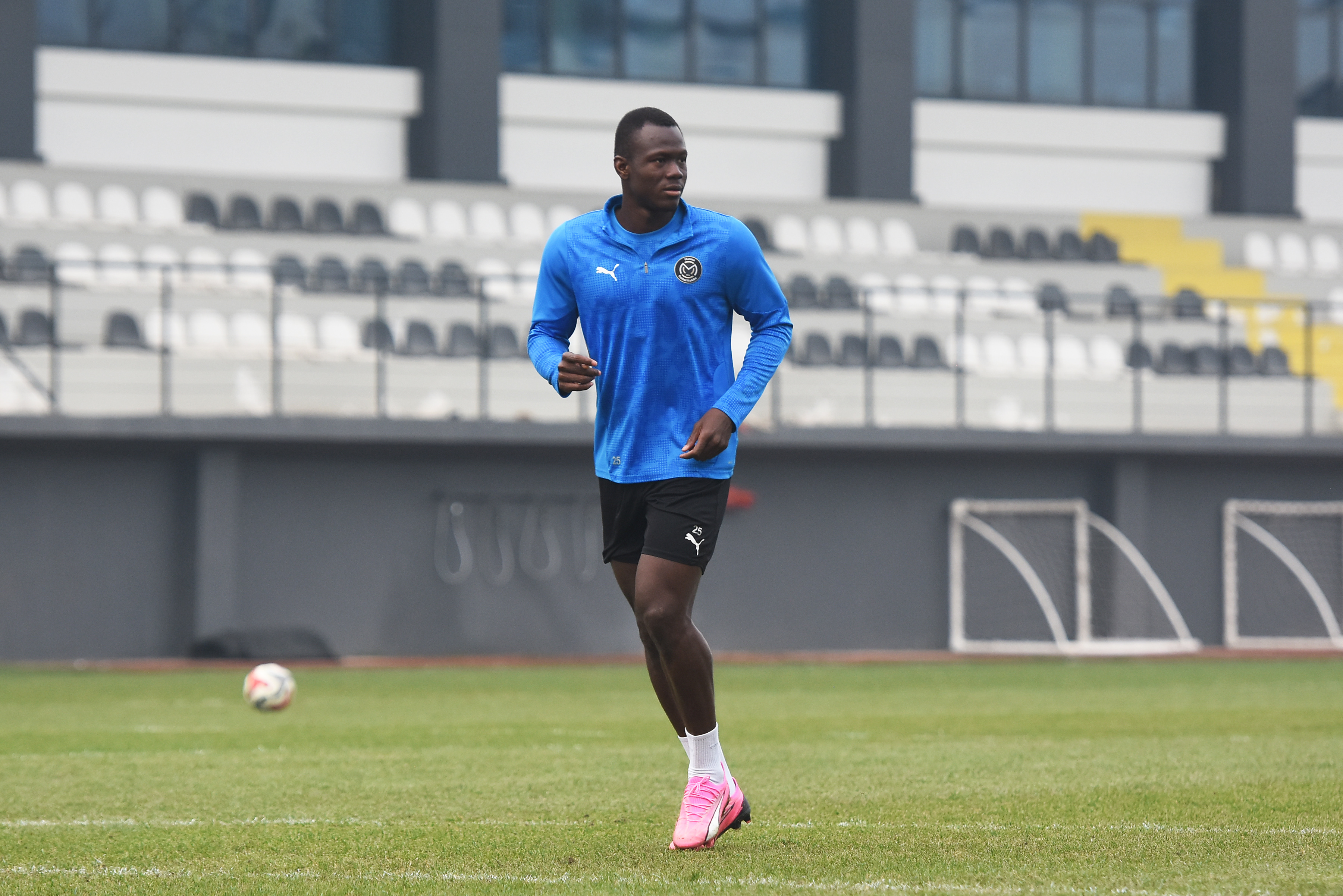 Manisa FK'dan rejenerasyon çalışması