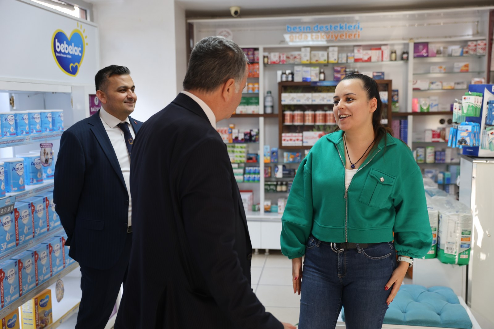 Başkan Balaban Aynı Ali Mahallesi’nde esnafla buluştu: “Hizmet sahada üretilir”