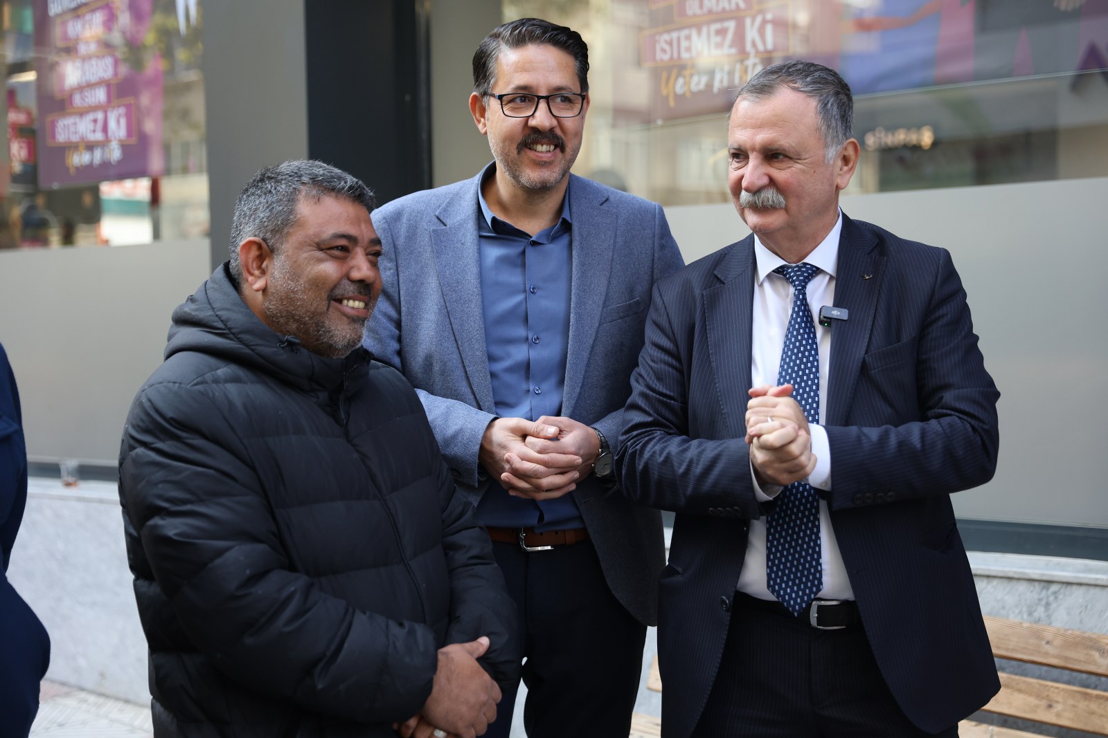 Başkan Balaban Aynı Ali Mahallesi’nde esnafla buluştu: “Hizmet sahada üretilir”