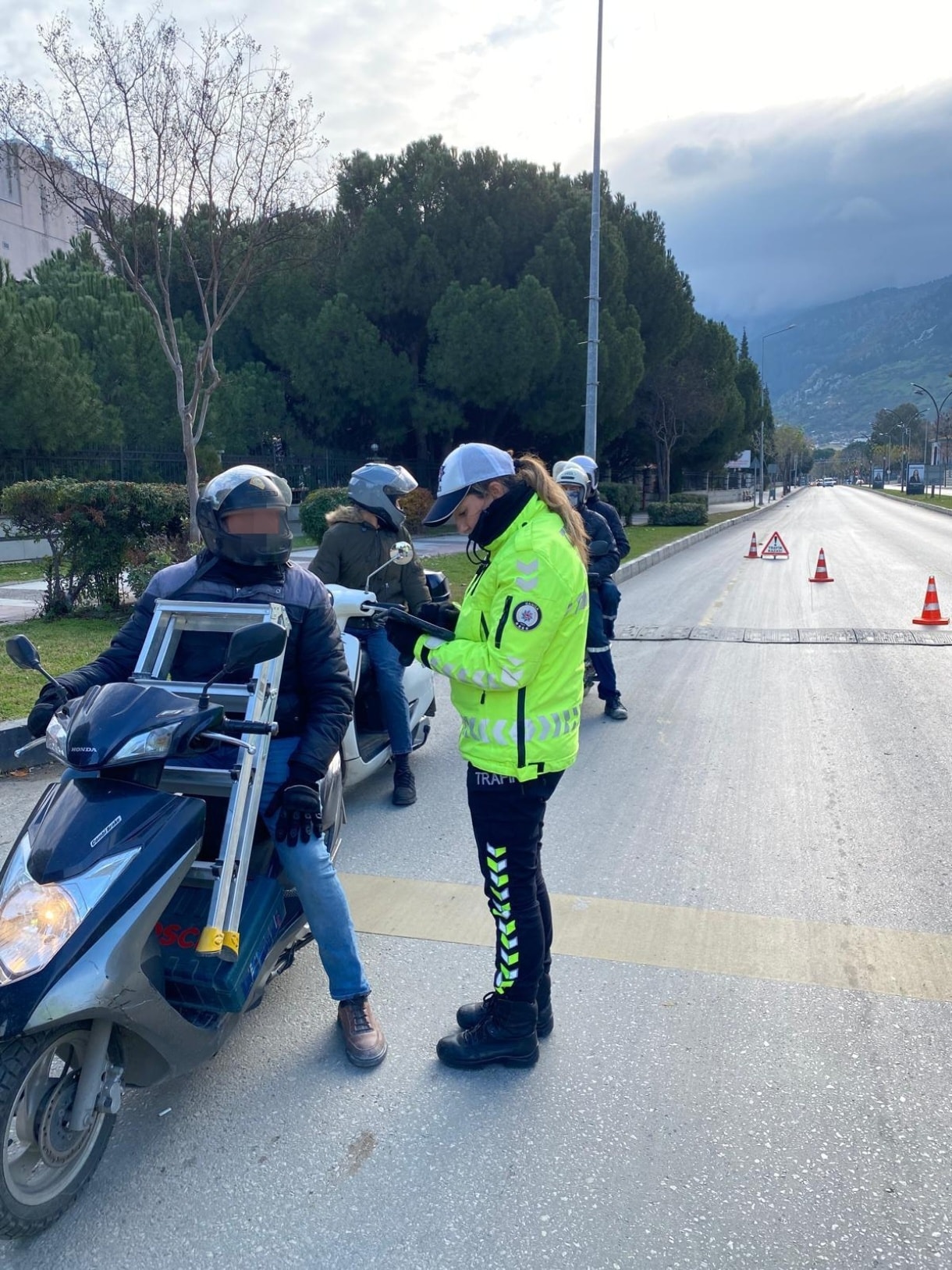 Manisa'da motosiklet denetimleri sıkılaştı: 1,8 milyon TL ceza kesildi