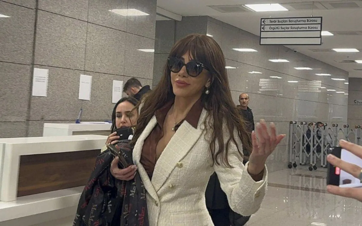 69478Ec06D1D6481 W1200Xh750