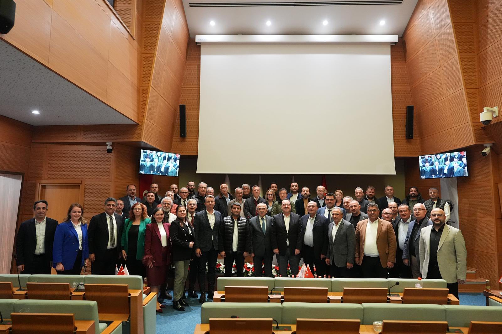 Başkan Dutlulu iş dünyasıyla buluştu: “Manisa’nın geleceğini ortak akılla şekillendiriyoruz”