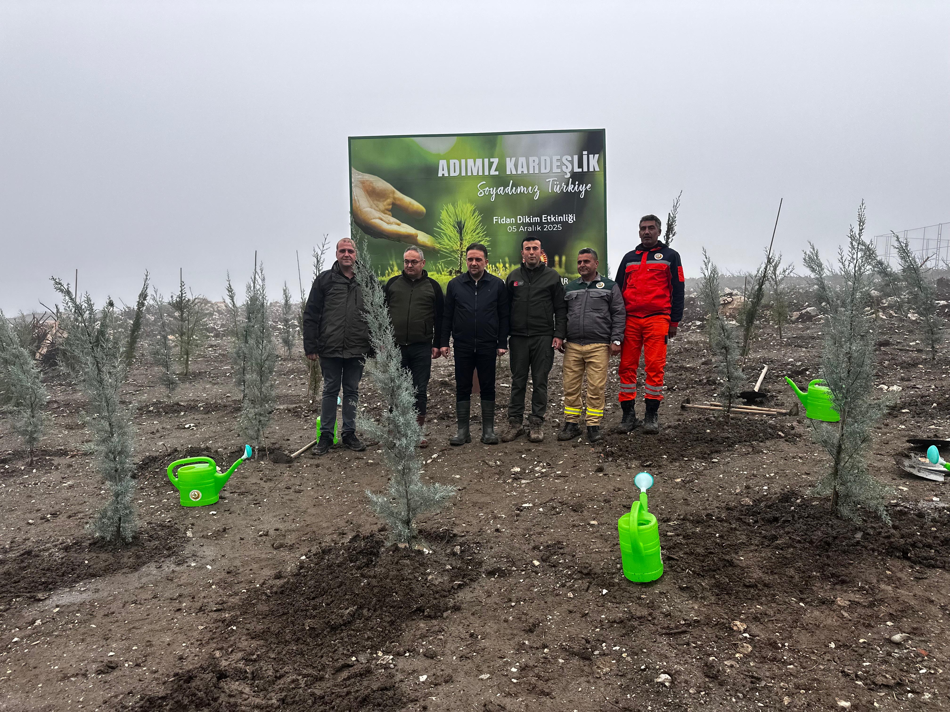 Murat Baybatur’dan Manisa’daki yangın bölgelerine umut