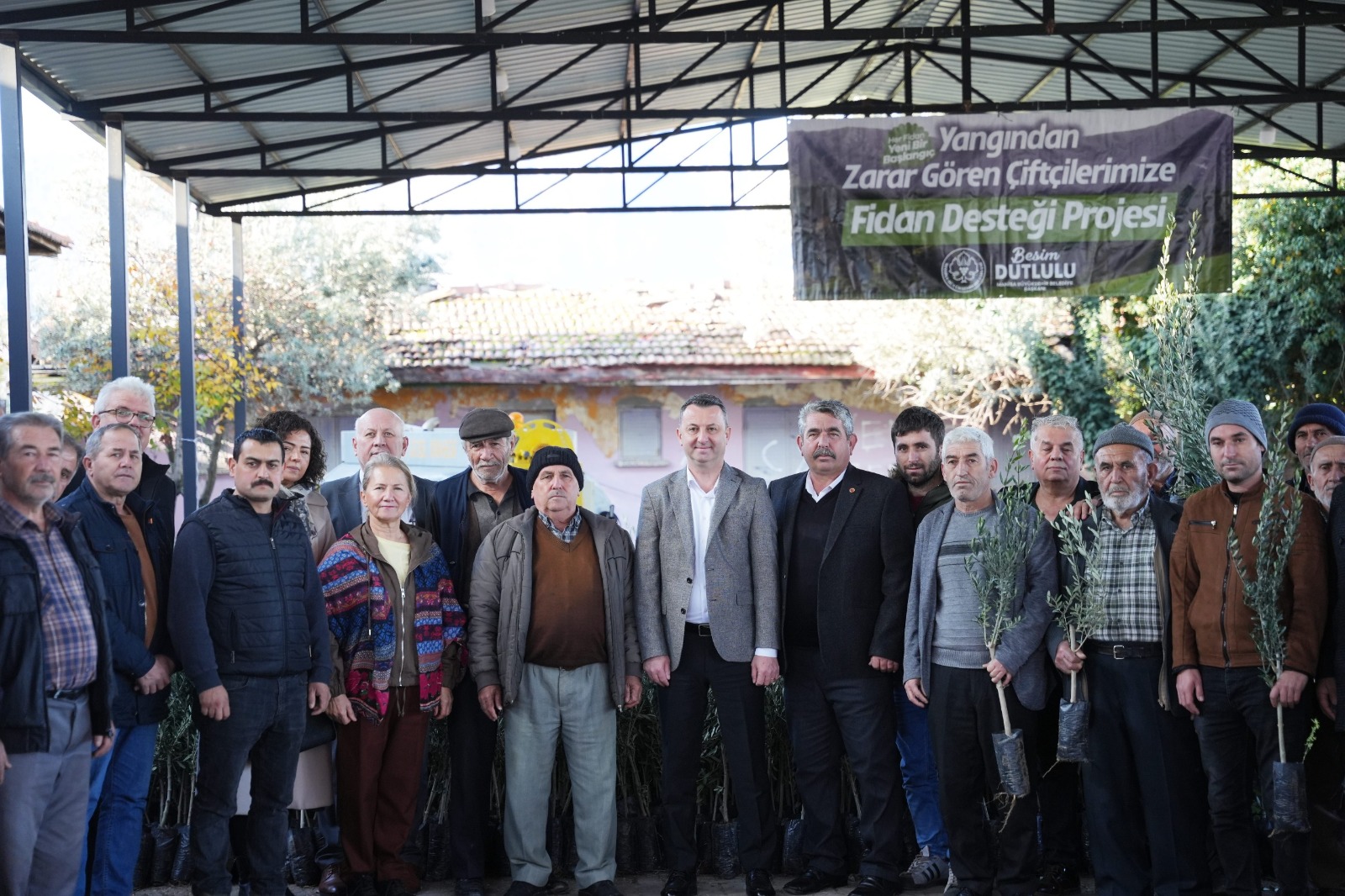 Manisa Büyükşehir Belediyesi’nden afetzede üreticiye büyük destek