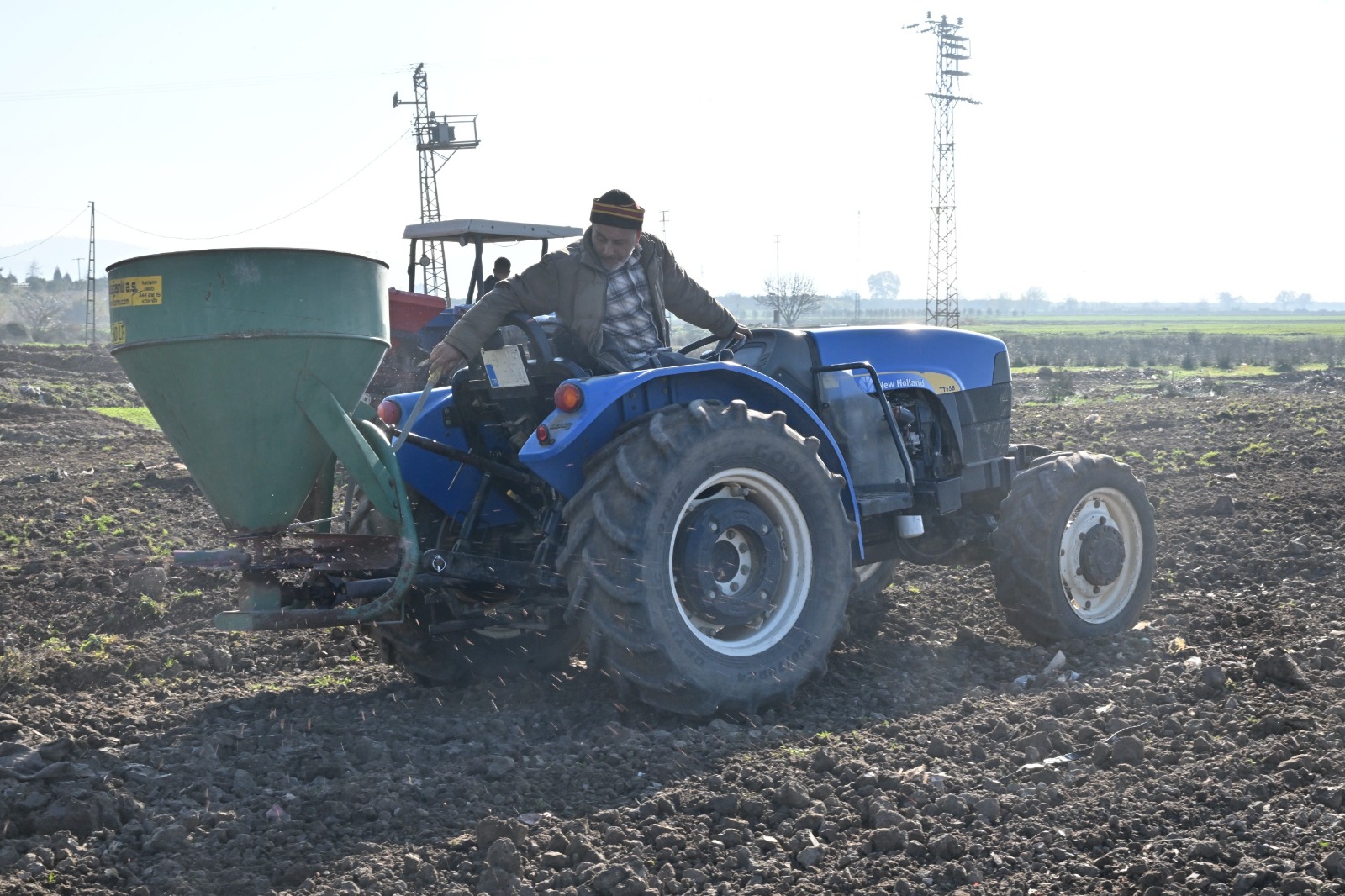 Büyükşehir’in tohumları bir merayı daha yeşertecek