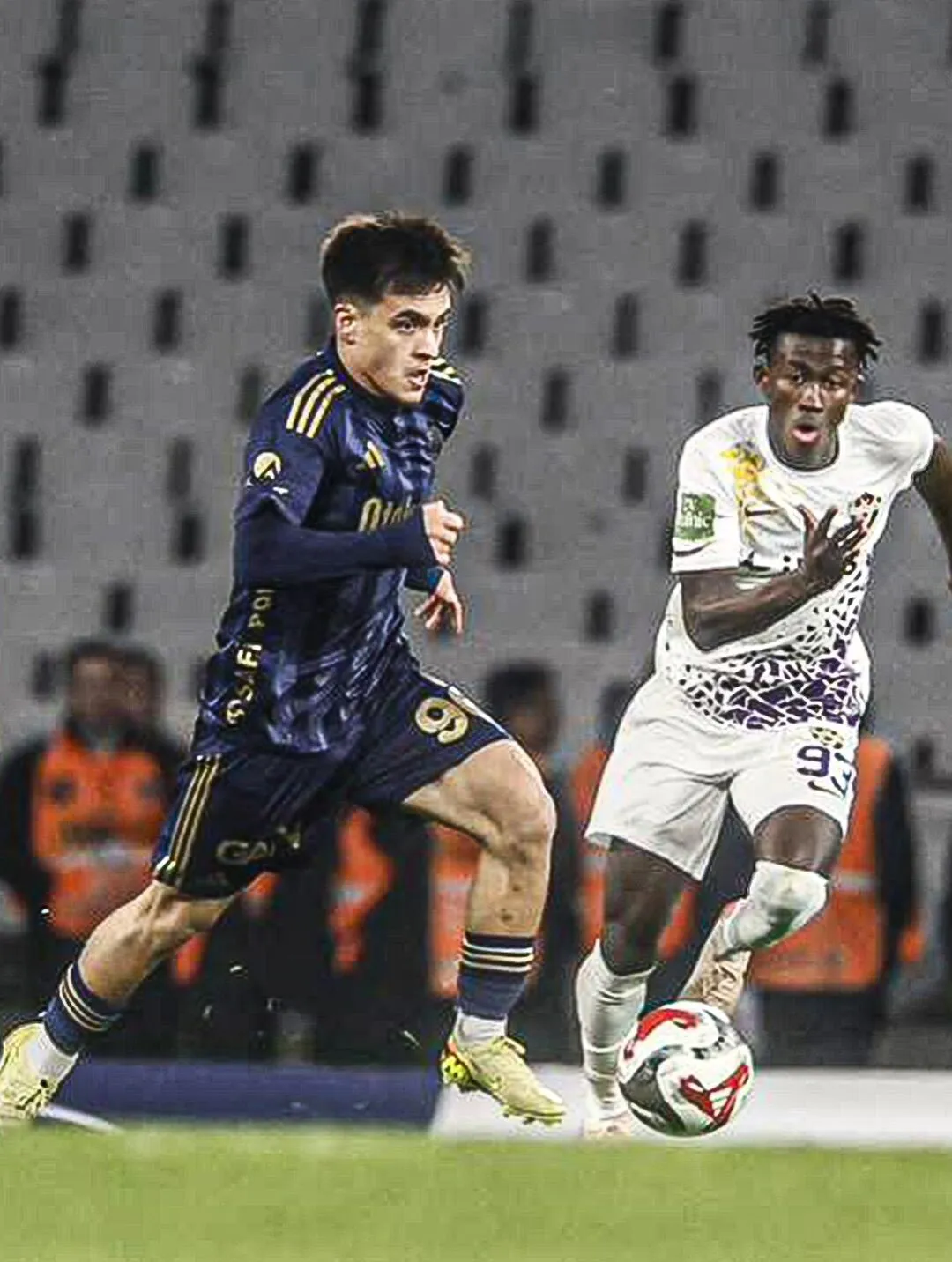 Manisalı Futbolcu Fenerbahçe Tarihine Geçti!