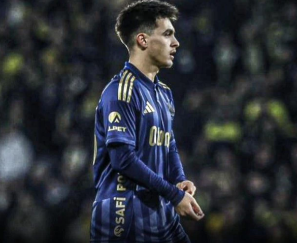 Manisalı Futbolcu Fenerbahçe Tarihine Geçti!