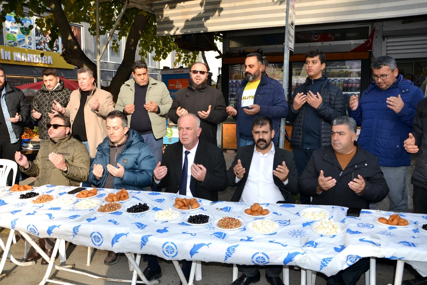 Manisa Esnaf ve Sanatkarlar Kredi Kefalet Kooperatifi'nden Gülşah Durbay için lokma hayrı