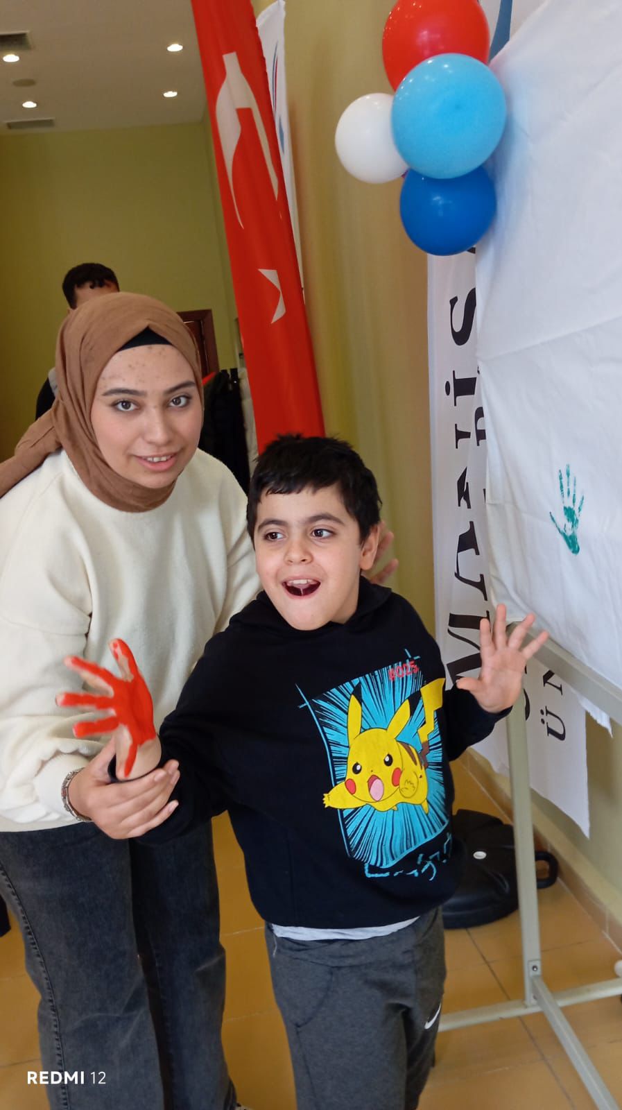 Manisa’da üniversiteliler ve otizmli çocuklar bir arada: MCBÜ’de anlamlı farkındalık etkinliği