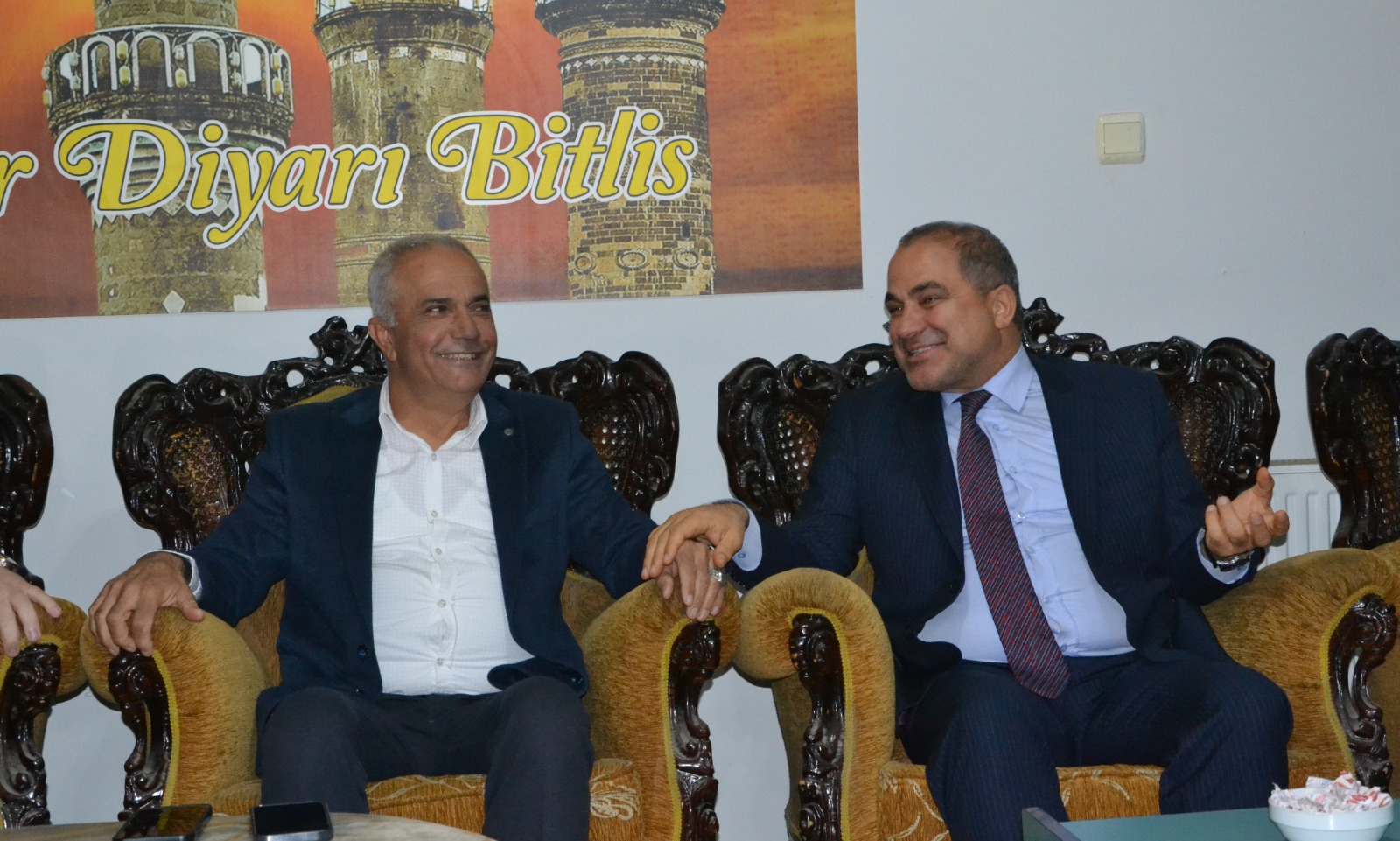 MHP heyetinden Manisa Bitlisliler Derneği’ne ziyaret: “Terörsüz Türkiye ortak hedefimizdir”