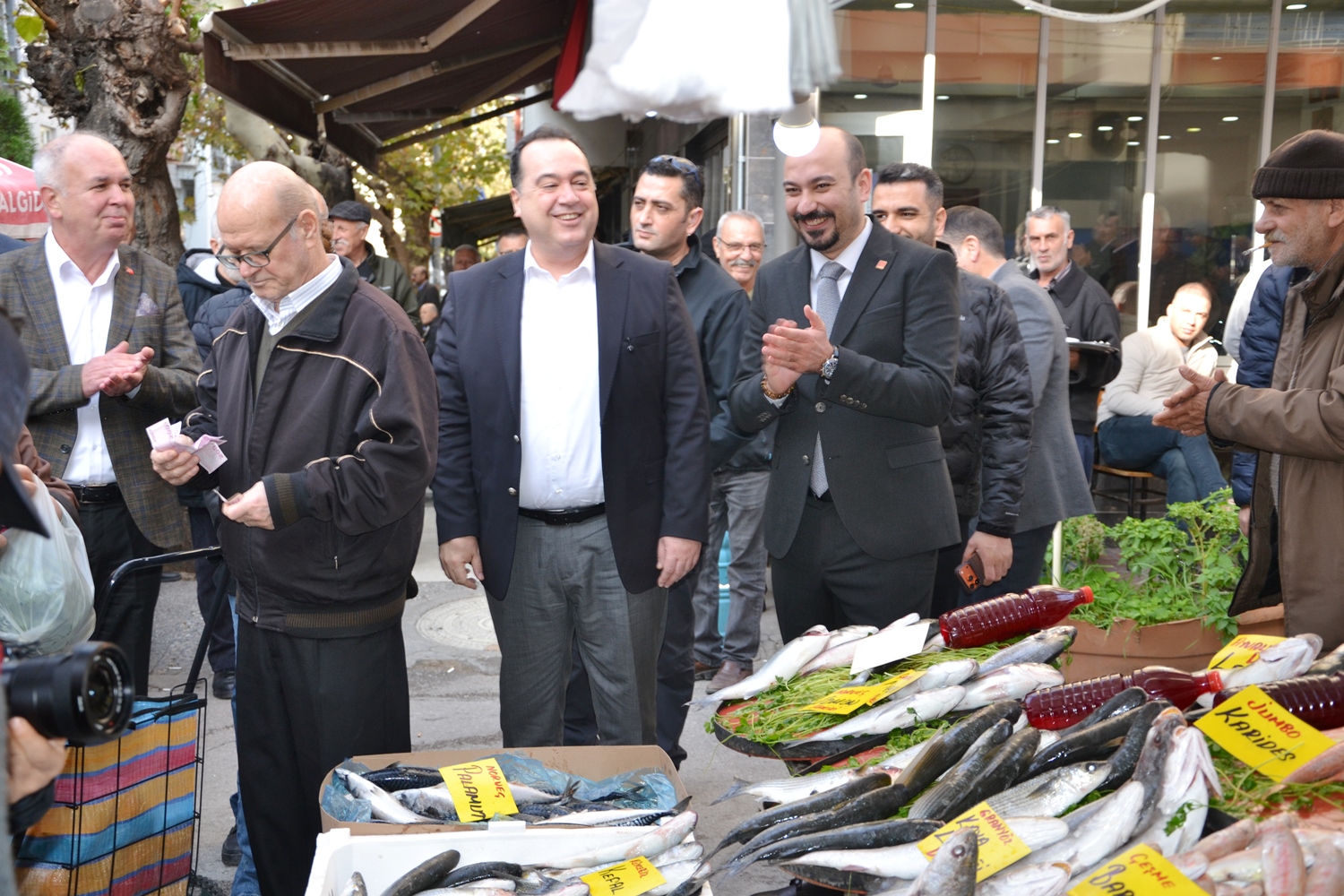 Başkan Dutlulu’dan Karaköy Pazaryeri’ne modernizasyon sözü