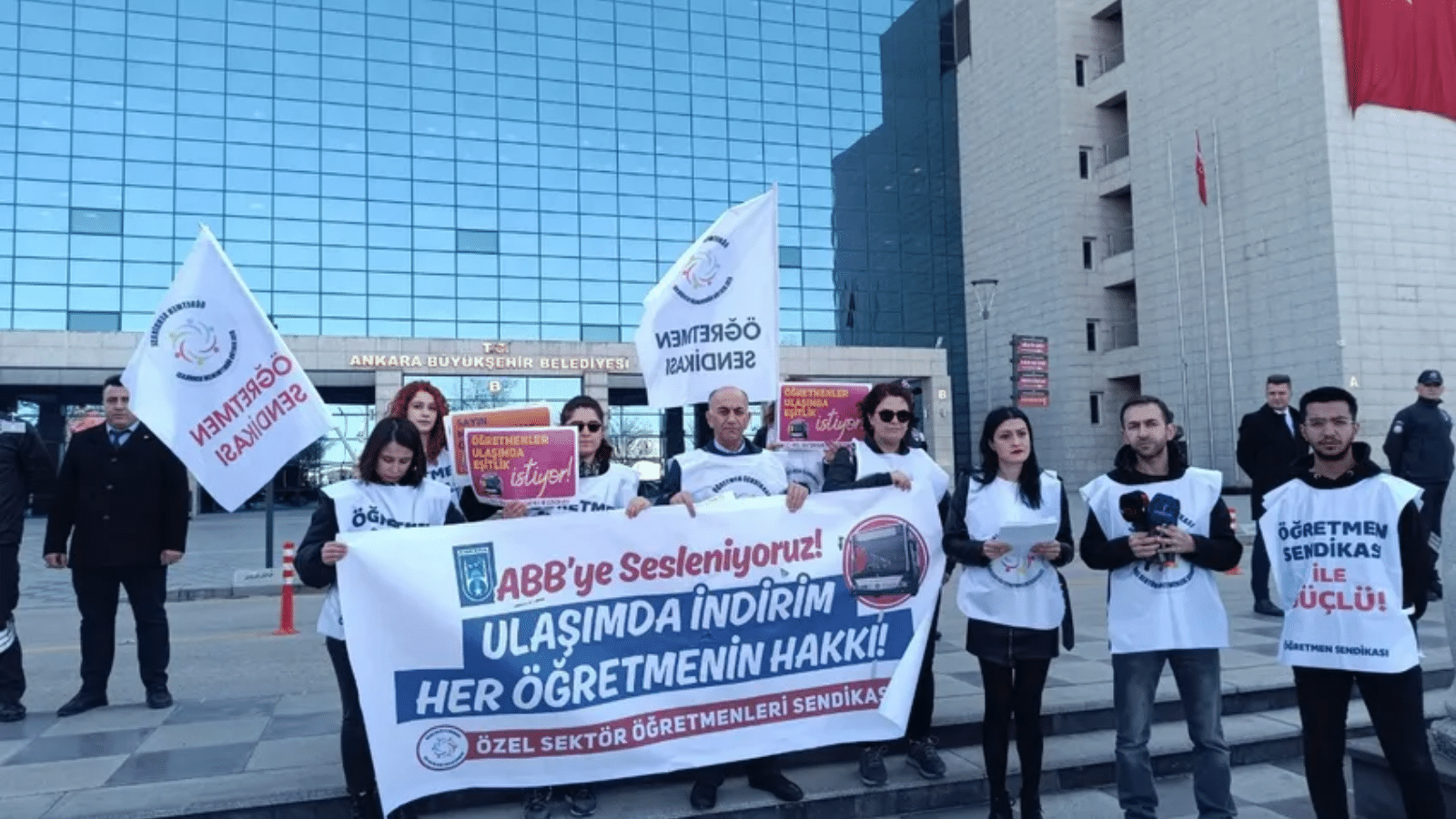 Manisa bu hamleyle Türkiye’ye örnek oldu: Özel Sektör Öğretmenleri Sendikası’ndan Başkan Dutlulu'ya teşekkür
