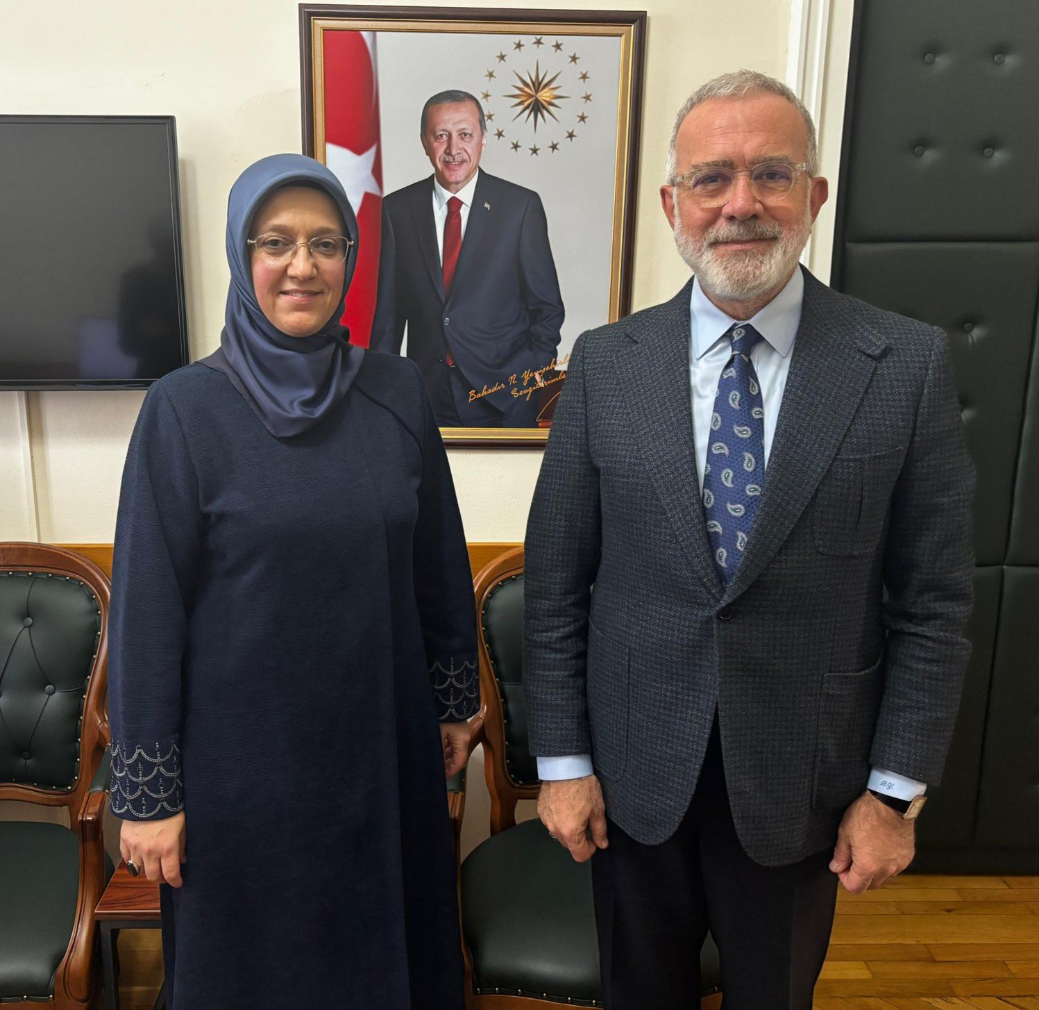 Bahadır Yenişehirlioğlu müjdeyi verdi: Manisa’da sağlık camiasına robotik adım!