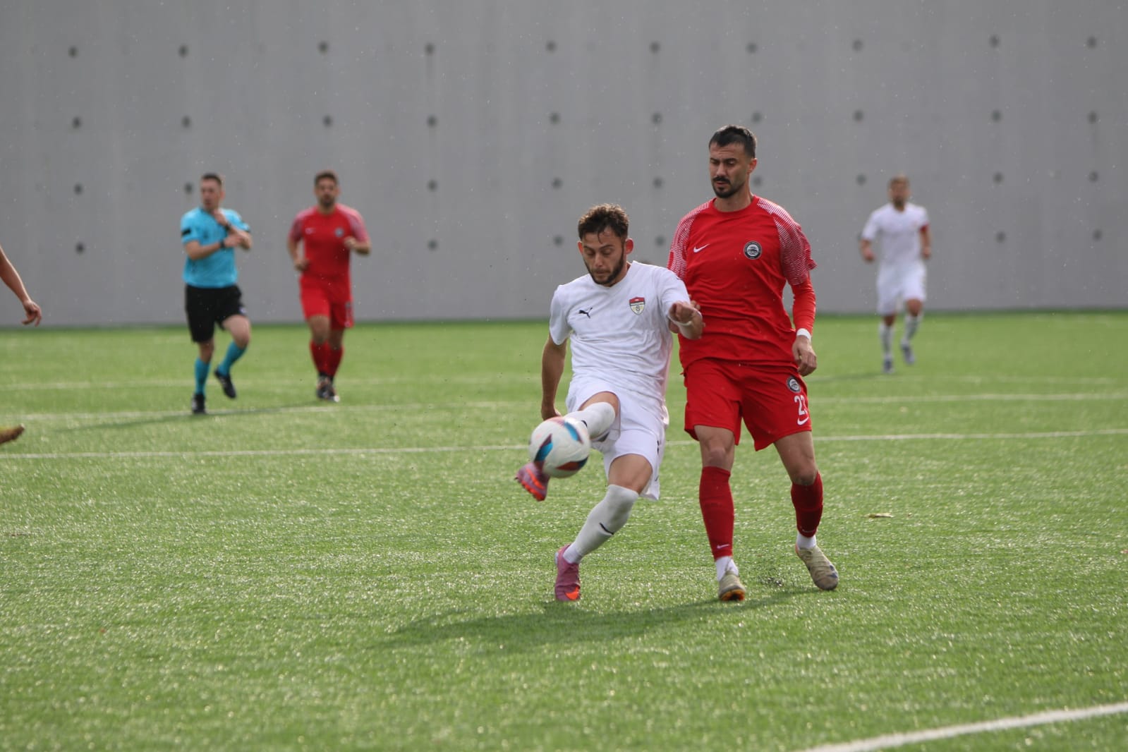 Manisaspor'dan etkileyici zafer: Kuşadasıspor'u 3-0 mağlup etti