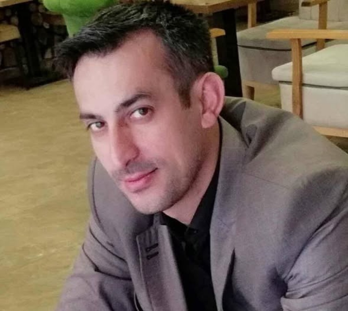 Manisa’da siyaset hareketlendi: Bir CHP Meclis üyesi daha istifa etti!