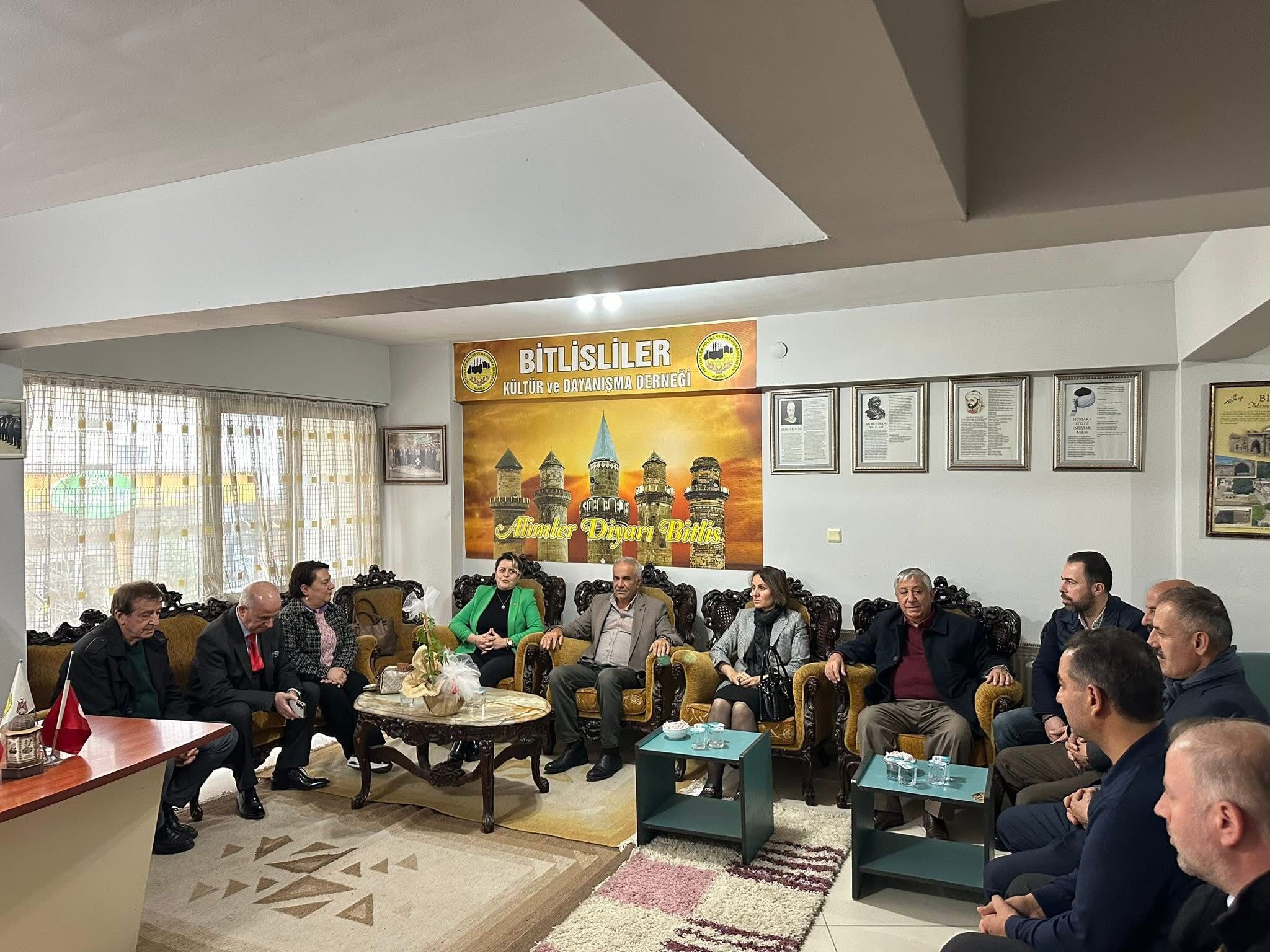 Manisa Bitlisliler Derneği’nden Kızılay’a destek mesajı