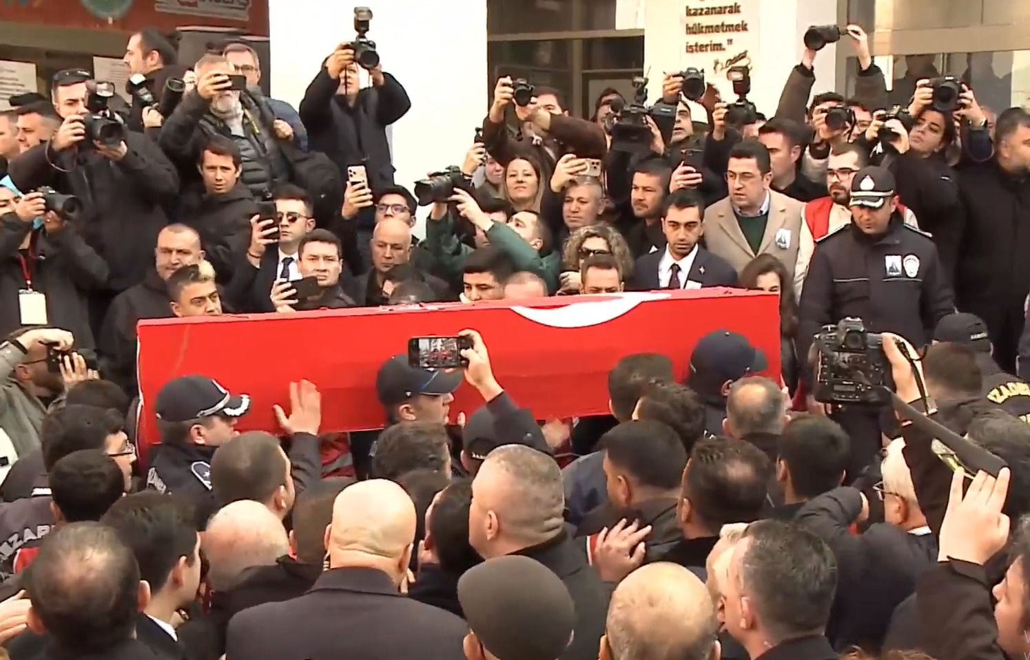 Whatsapp Görsel 2025 12 15 Saat 11.18.12 Bbd45C8D