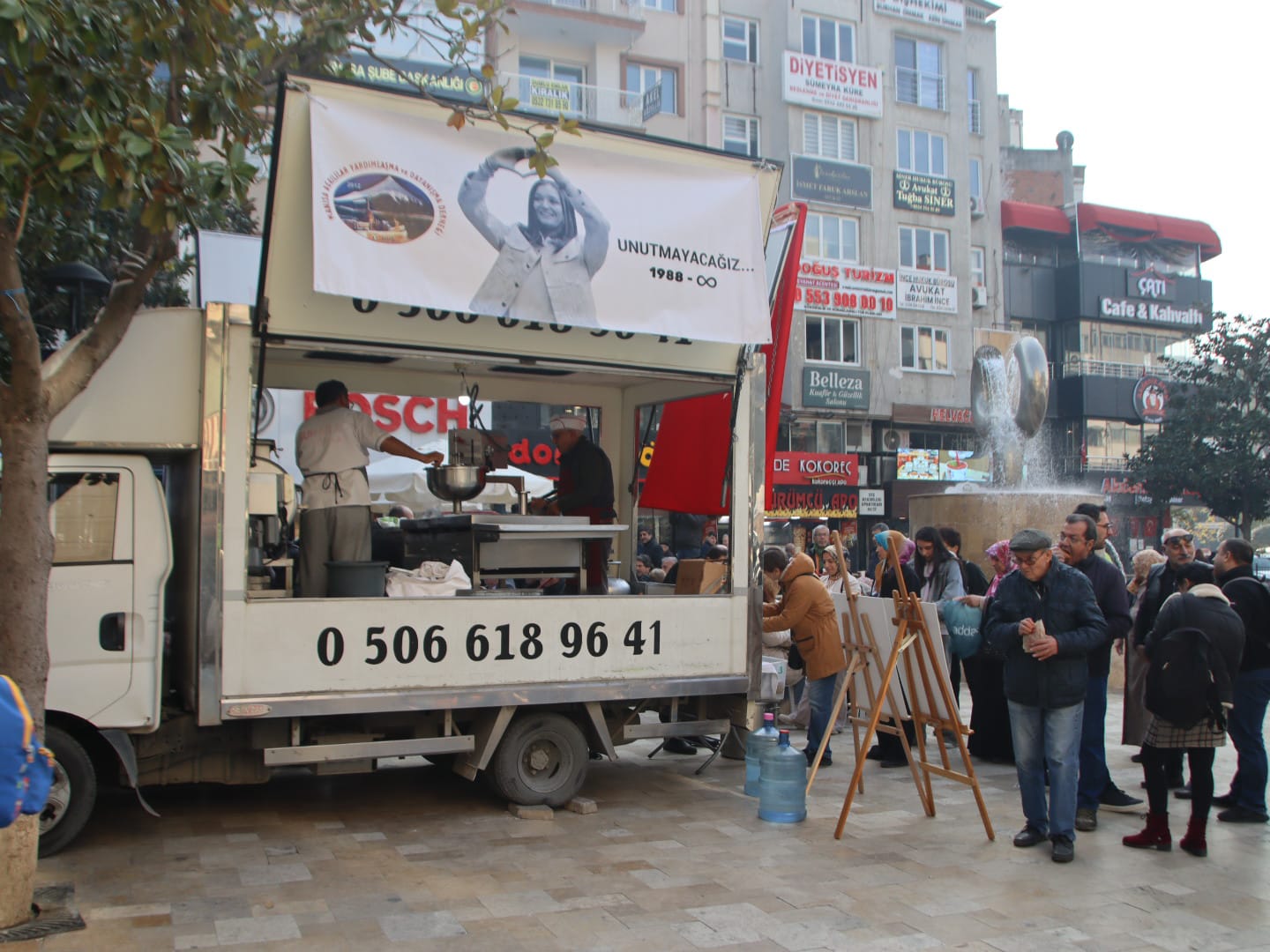 Manisa Ağrılıar Derneği'nden Gülşah Durbay Anısına Lokma Hayrı