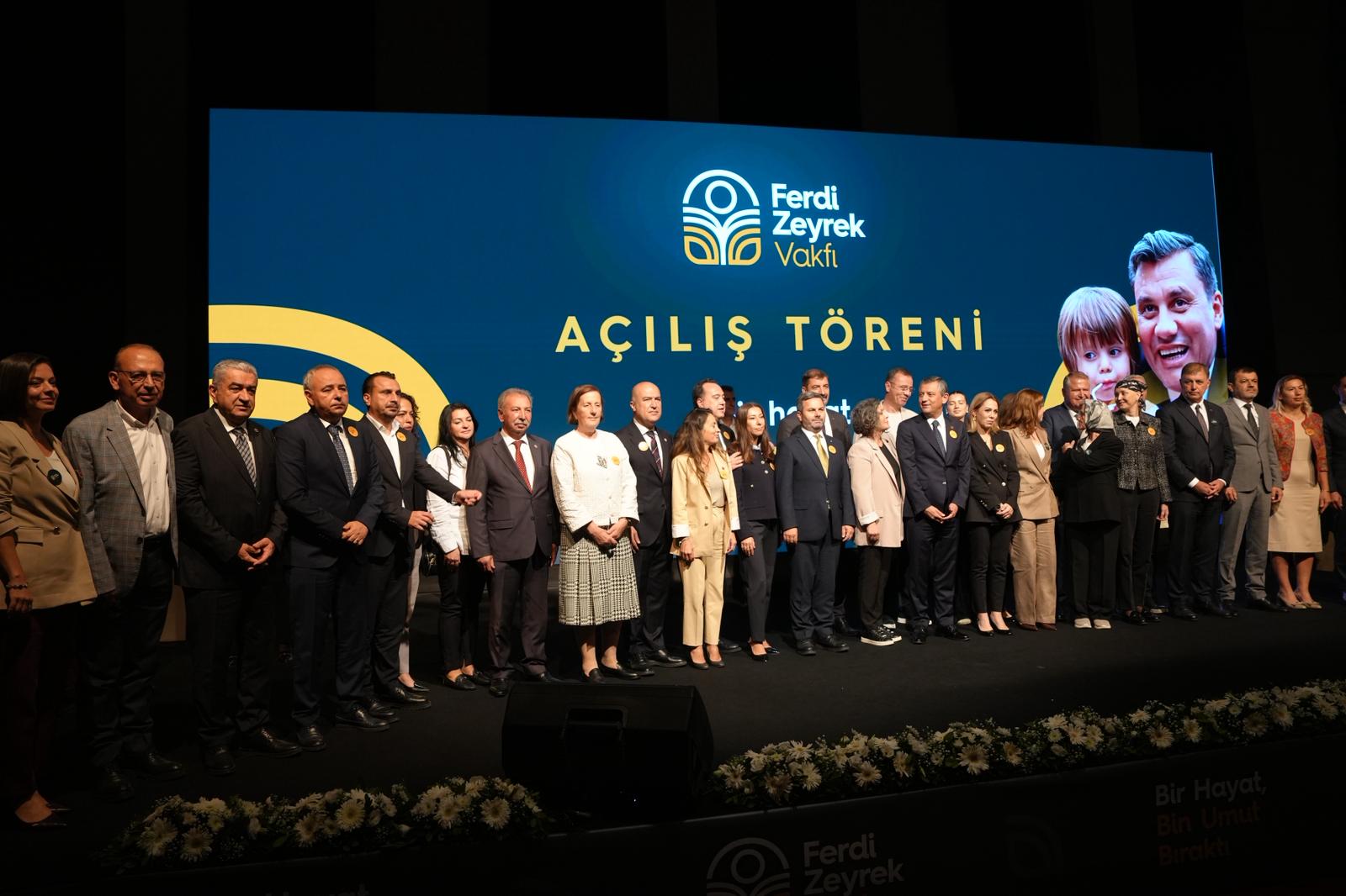 Turgutlu'da Ferdi Zeyrek'e Büyük Vefa: Birer Oturum Parası Vakfa Bağışlanacak