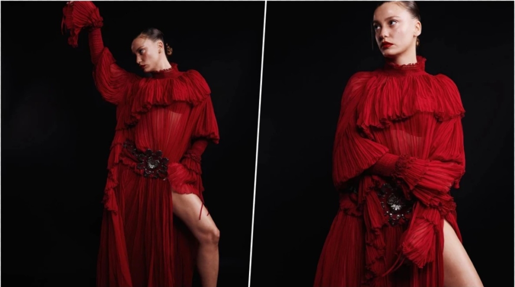 Bir yanda Demet Akalın, bir yanda Serenay Sarıkaya... Elle Awards 2026'da gündem Hande Erçel!