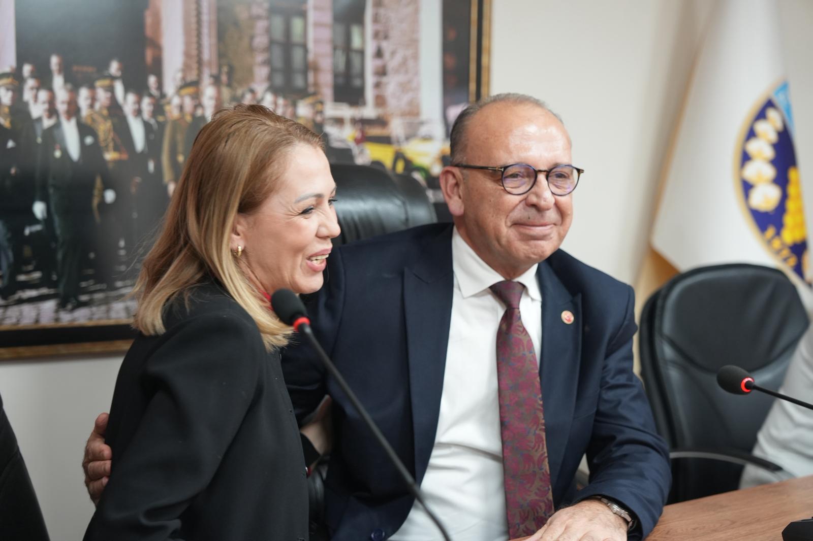 Başkan Akın'dan Ferdi Zeyrek Vakfı'na Büyük Destek