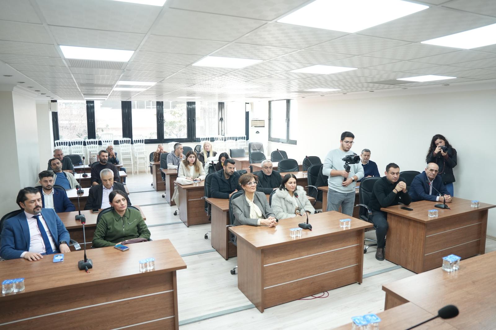 Başkan Akın'dan Ferdi Zeyrek Vakfı'na Büyük Destek