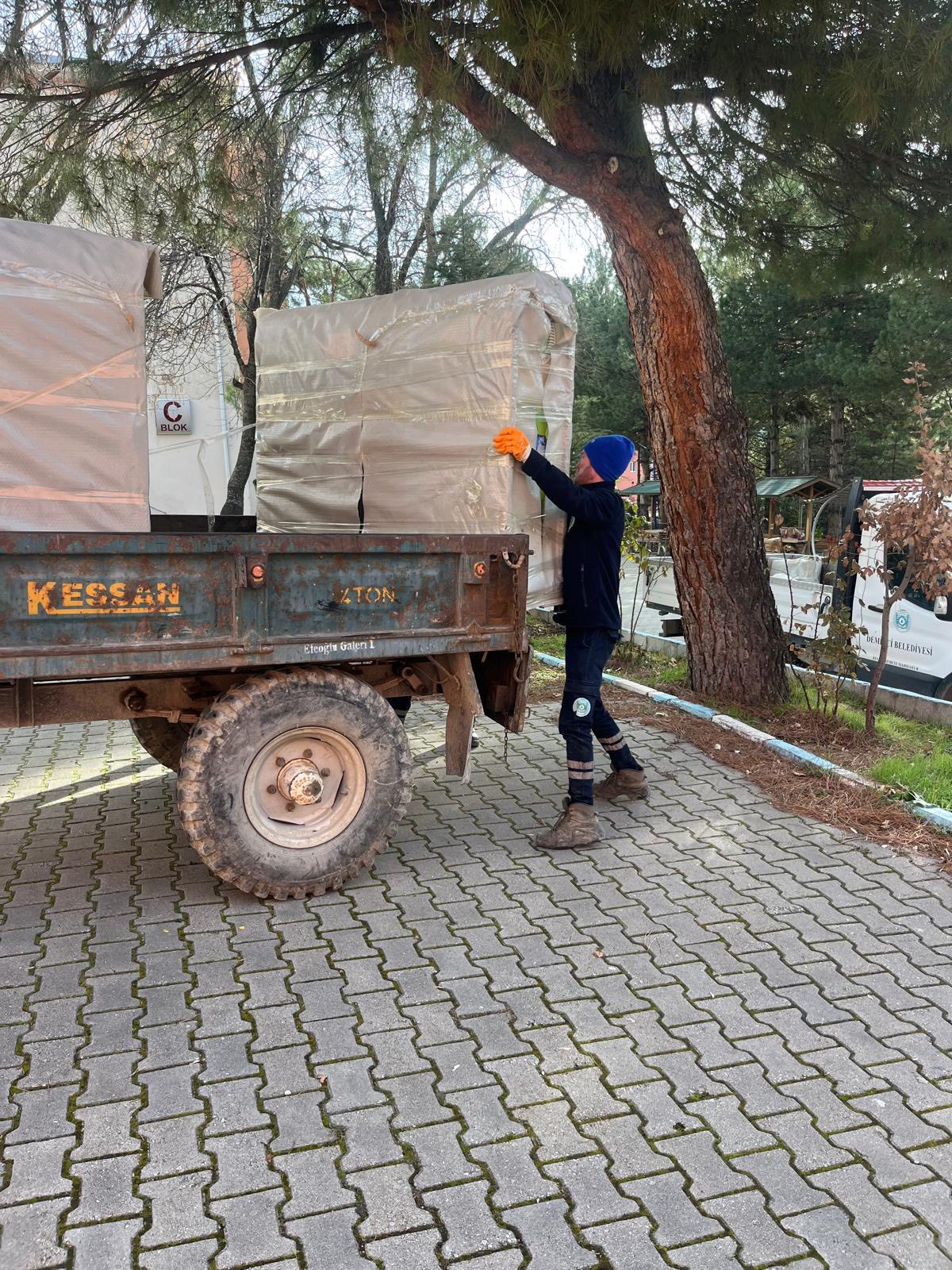 Manisa'nın İlçesinde Okullara Geri Dönüşüm Hamlesi