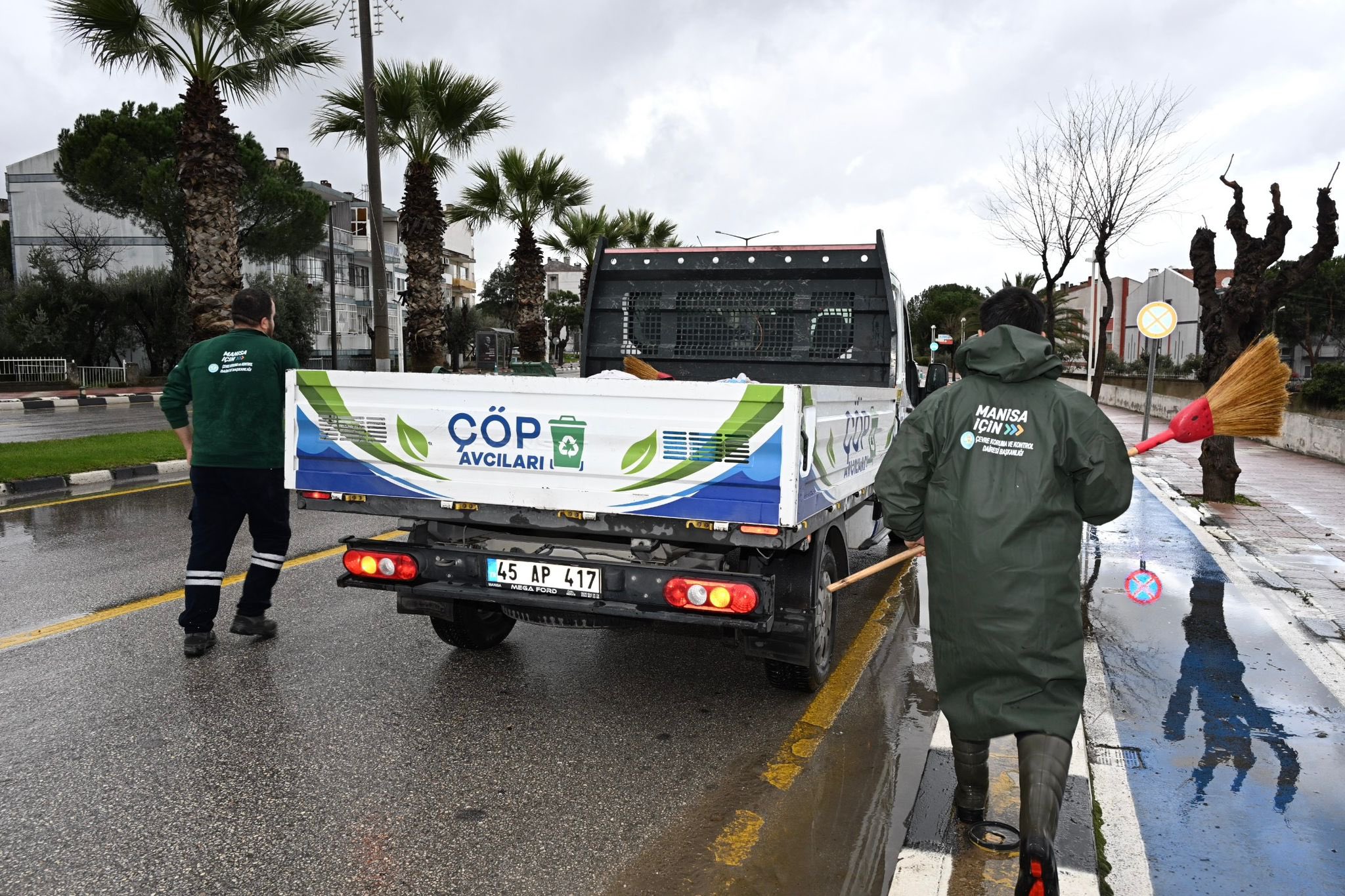 Manisa'da Sağanak Yağışlara Büyükşehir Eli: Başkan Dutlulu Duyurdu, Ekipler 7/24 Sahada!