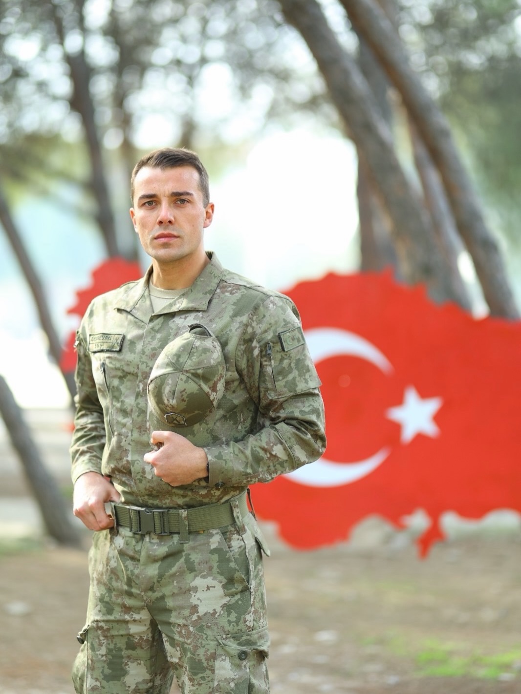 Manisa'da askerlik yapıyordu: Cemal Can Canseven terhis oldu