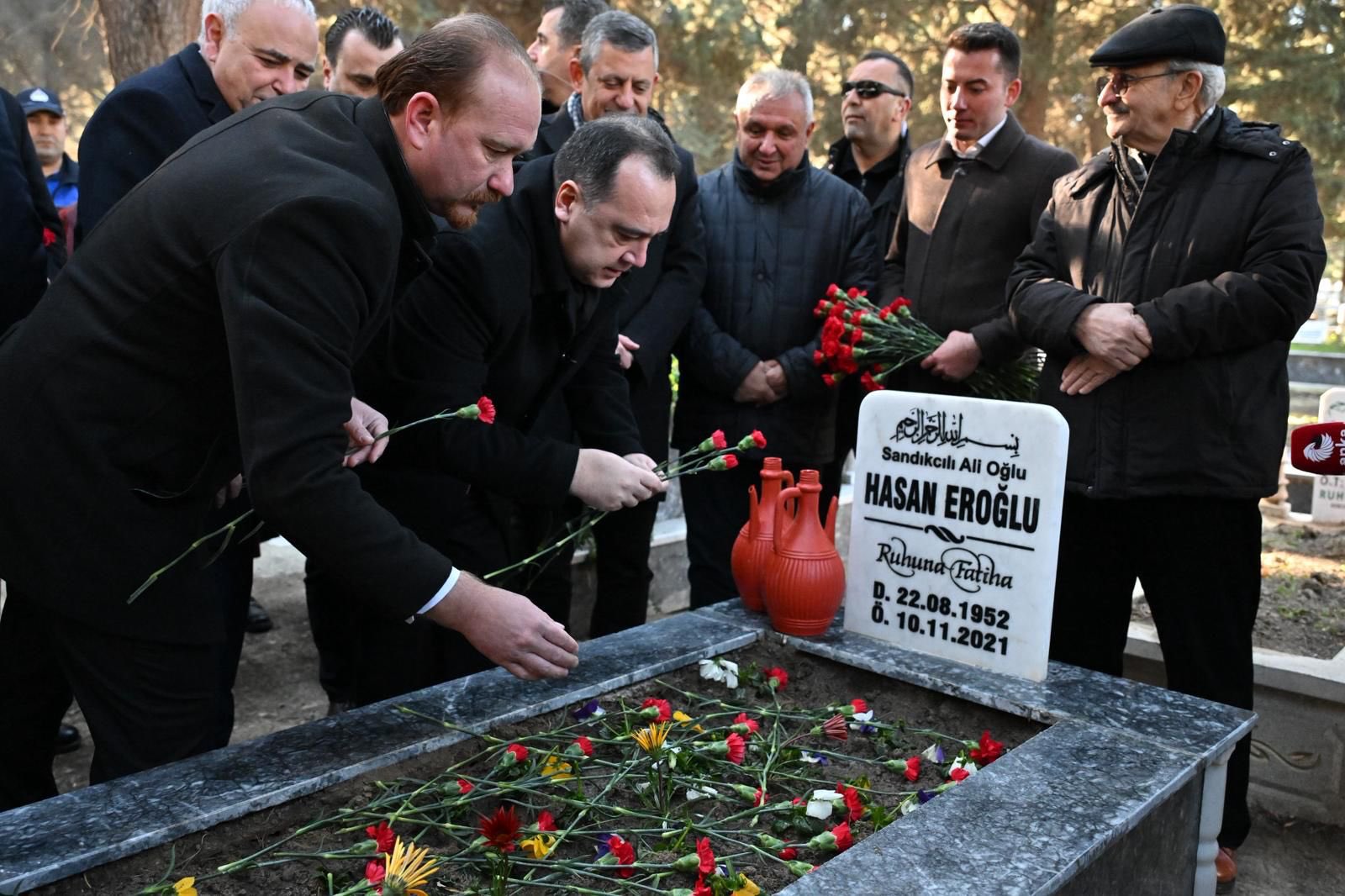 Başkan Dutlulu'dan Saruhanlı’da Vefa Ziyareti: Açılış Öncesi Duygusal Anma