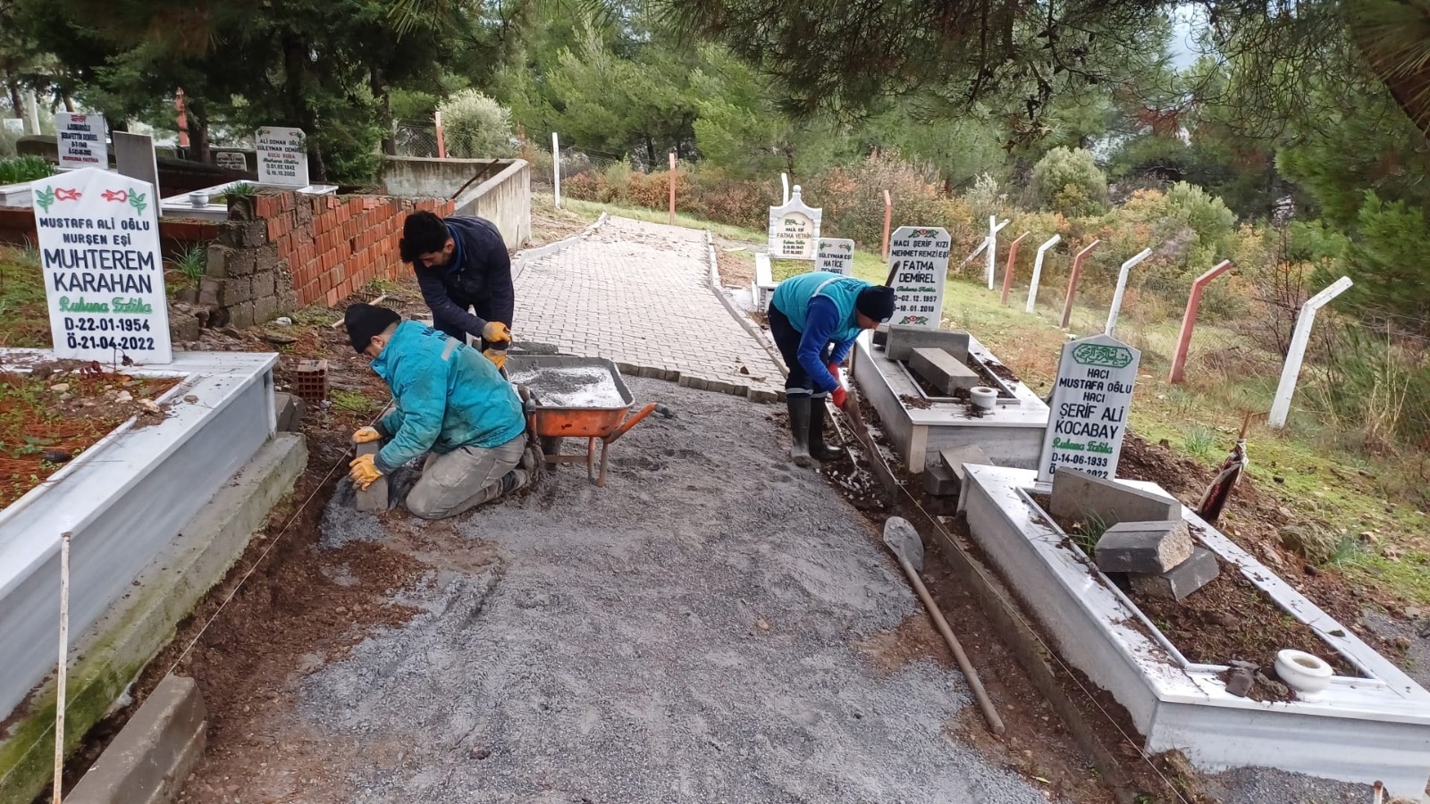 Manisa'da 2025 yılında mezarlıklara kapsamlı yenileme