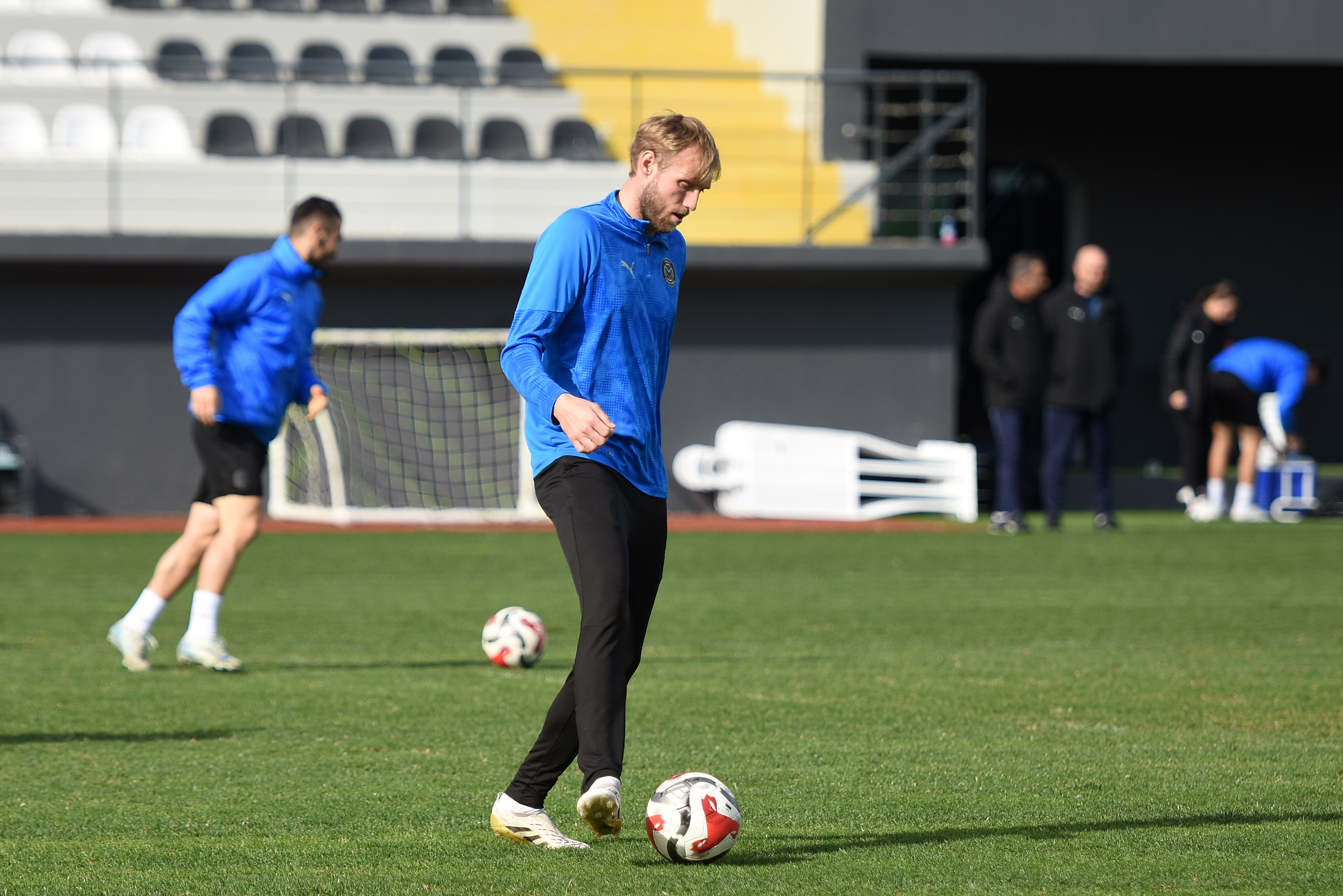 Manisa Fk Hazırlıklarını Tamamladı (8)