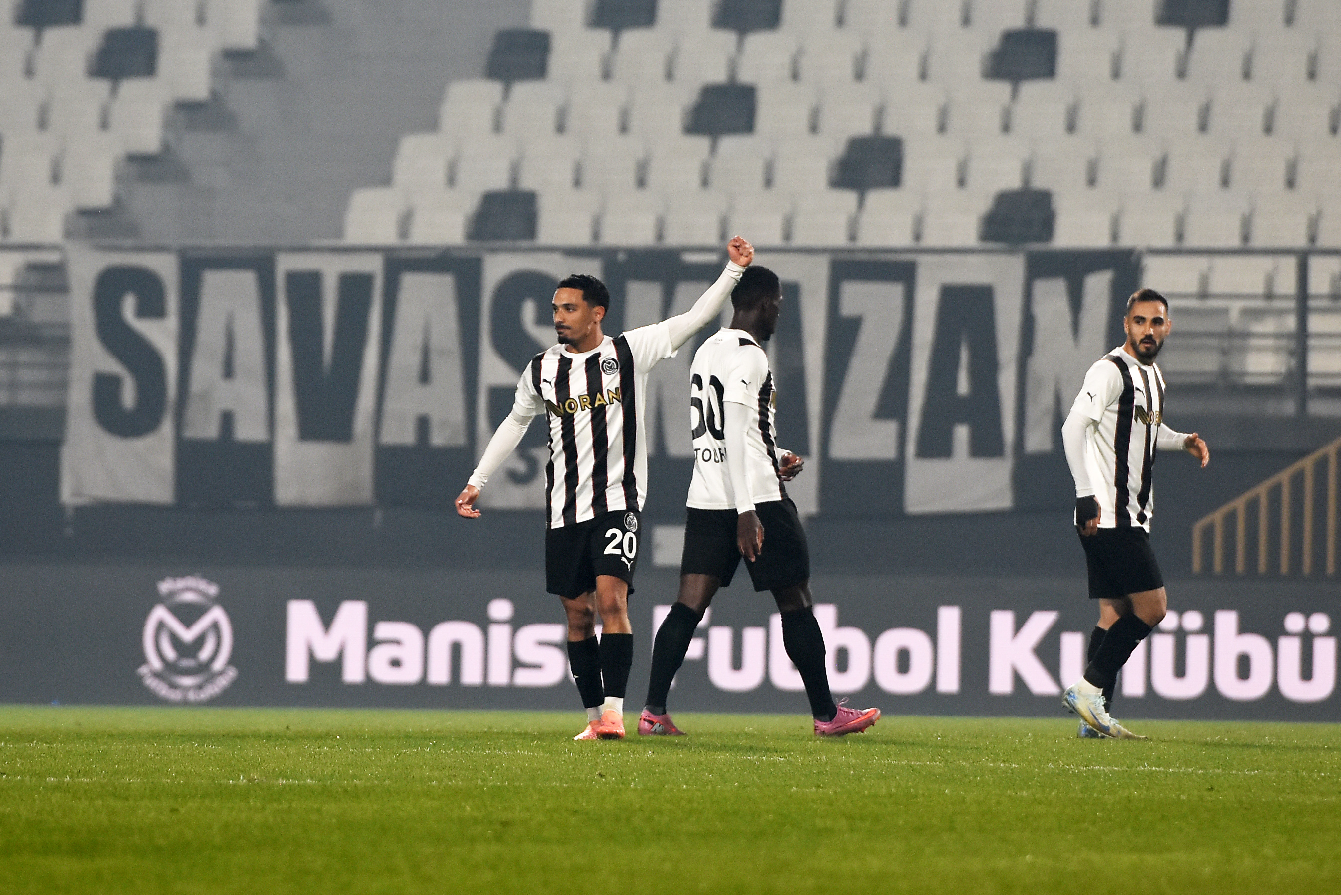 Manisa Fk, Ümraniyespor Karşısında 3 Puan Peşinde (6)