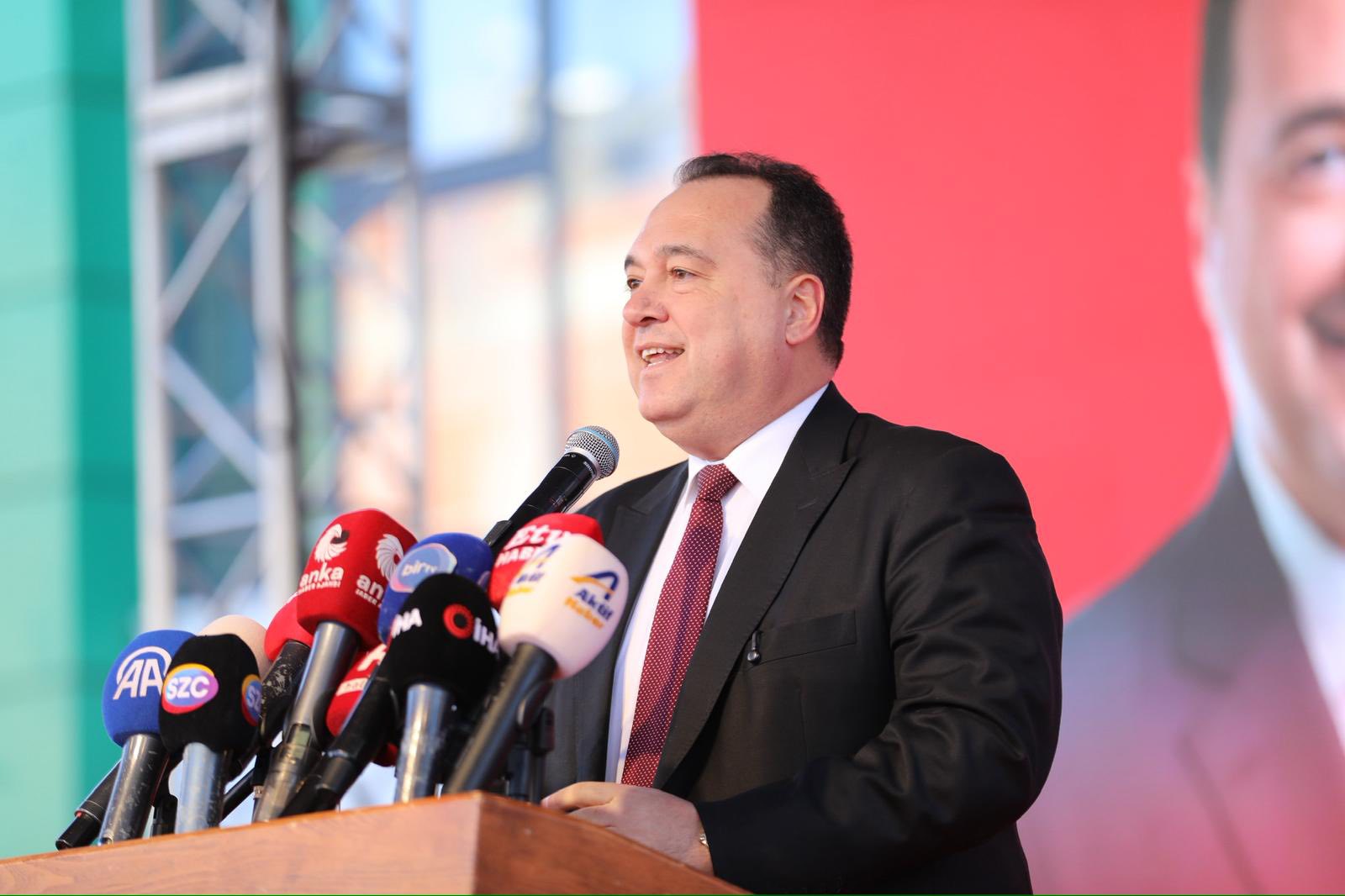 Manisa'nın ilçesinde dev açılış: Gençlik Merkezi, Kent Lokantası ve Halk Mandıra hizmete girdi