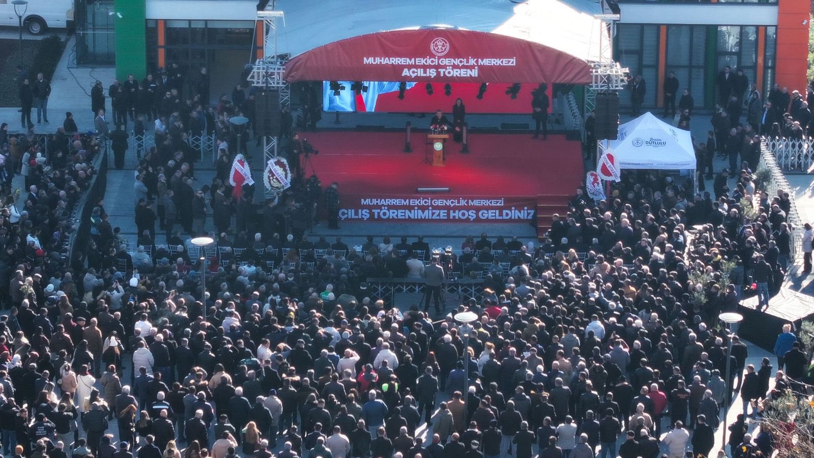 Manisa'nın ilçesinde dev açılış: Gençlik Merkezi, Kent Lokantası ve Halk Mandıra hizmete girdi