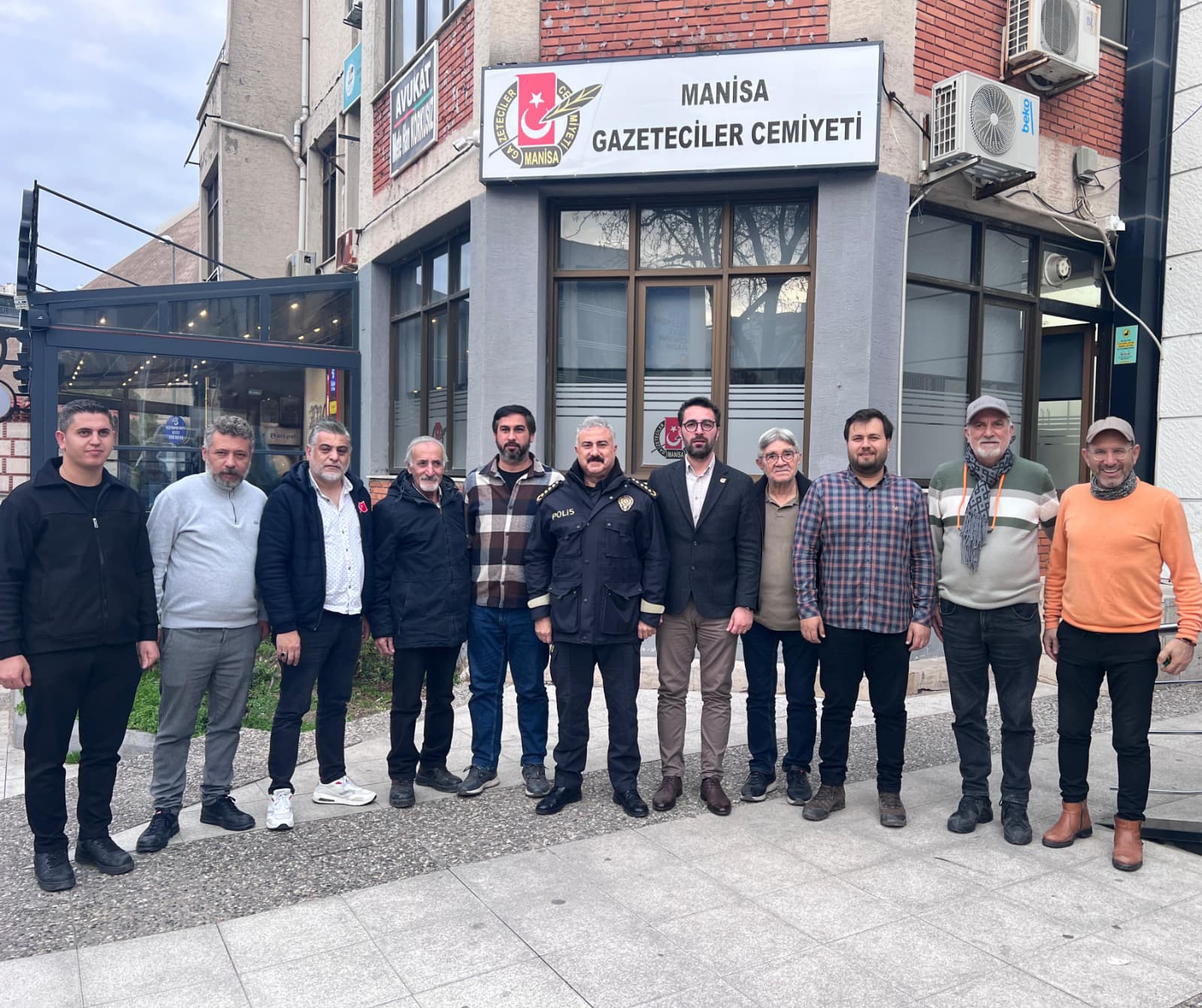 Manisa İl Emniyet Müdürü Fahri Aktaş’tan Gazeteciler Cemiyeti’ne ziyaret