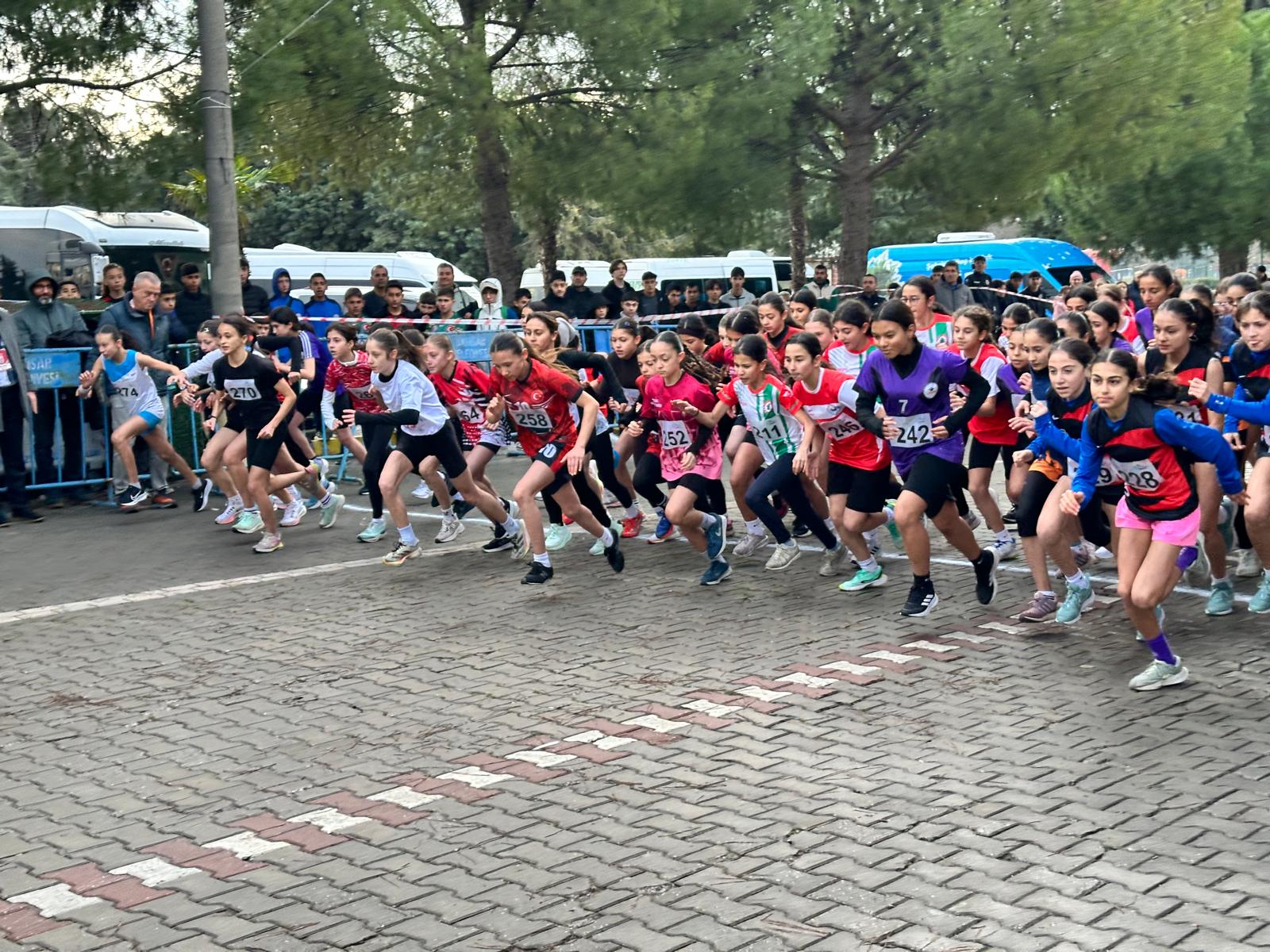322 Sporcu Türkiye Şampiyonası İçin Manisa'da Ter Döktü