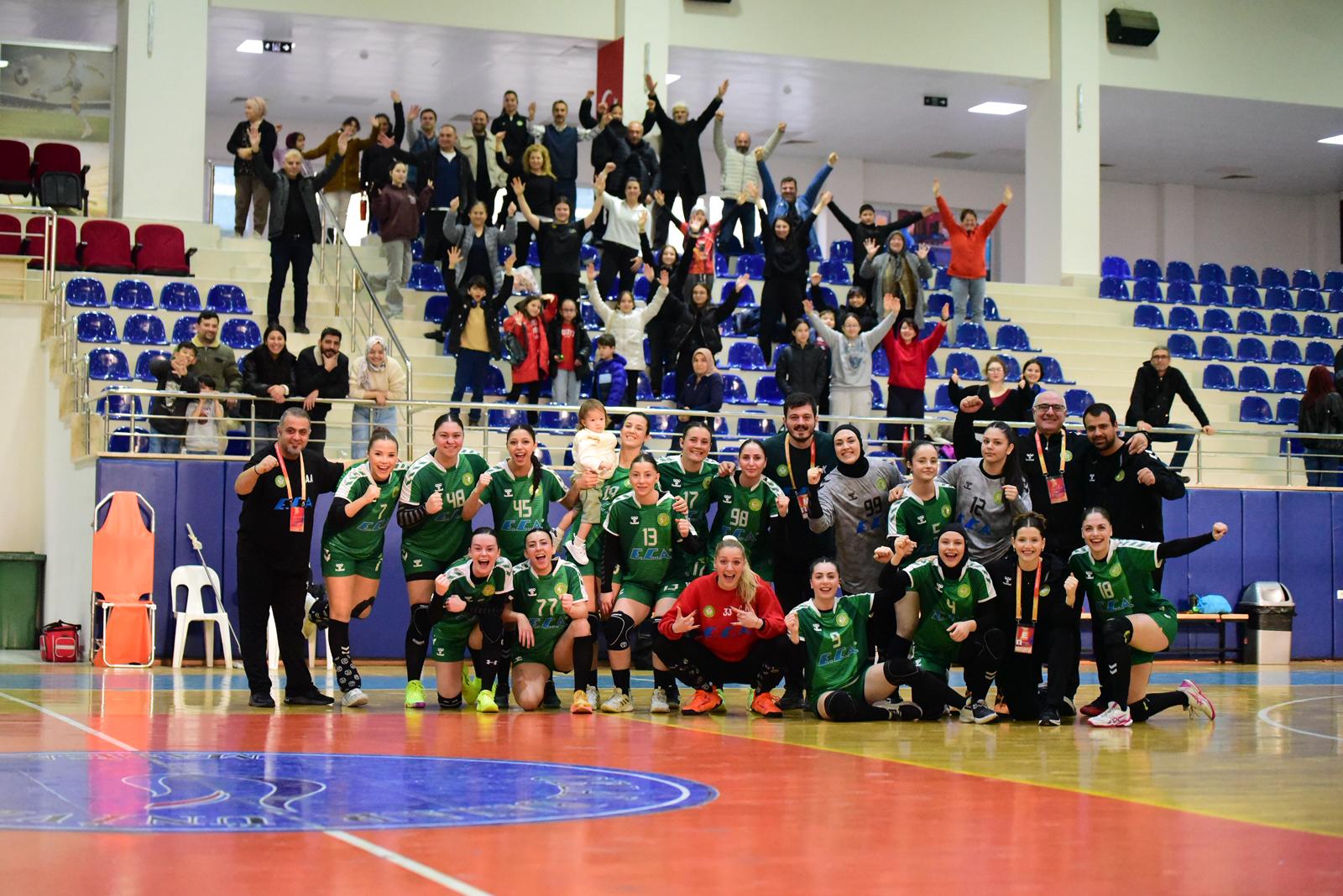 Manisa BBSK Kadın Hentbol Takımı Evinde Şov Yaptı