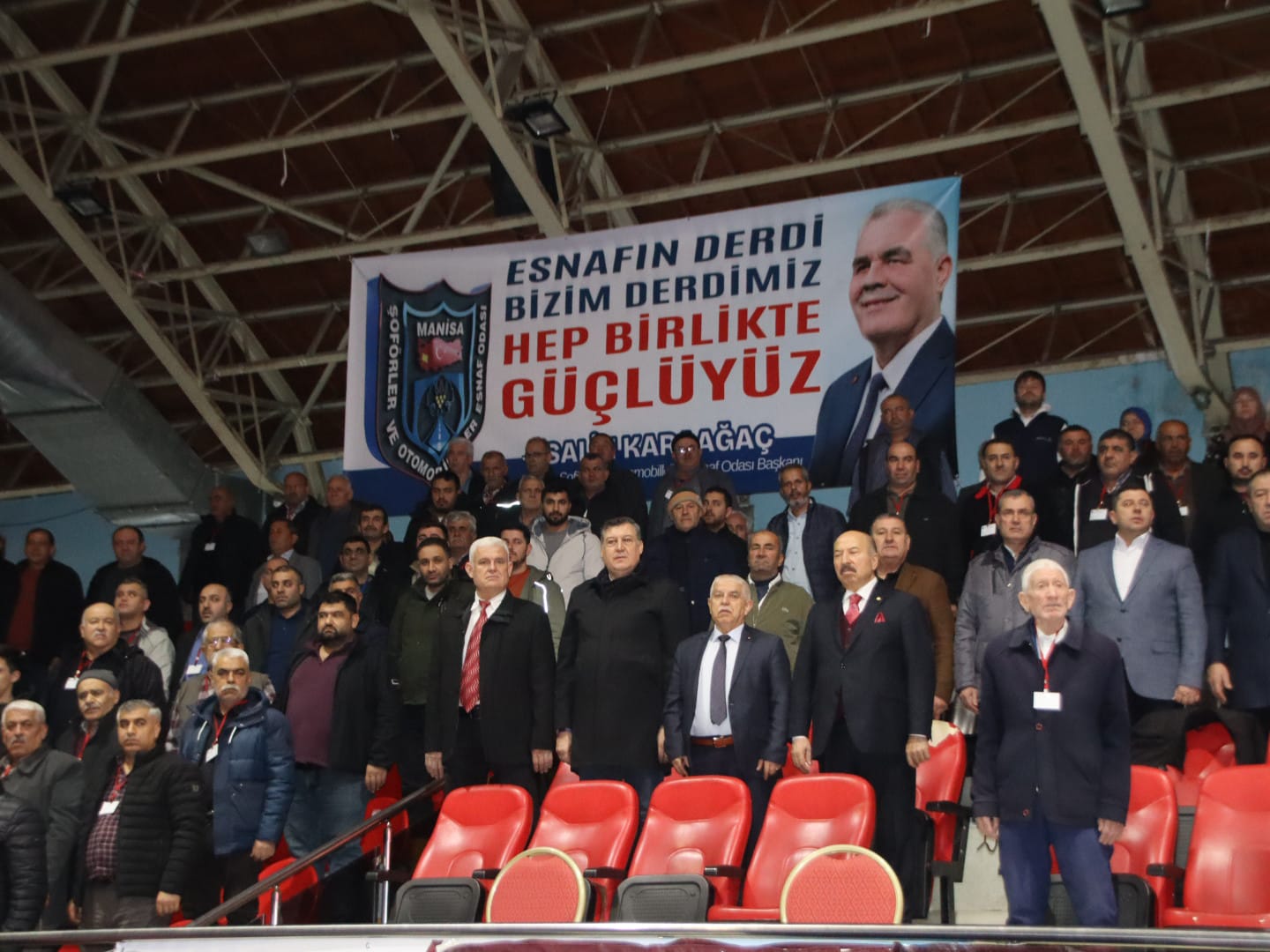 Manisa Şoförler Odası’nda Seçim Günü: Genel Kurulda Sözler Sertleşti