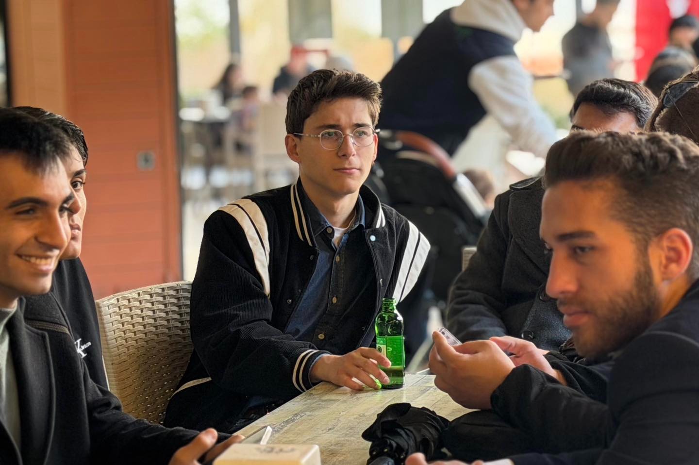 Manisa'da Gençlerin Yeni Buluşma Noktası: Gençlik Kafe Yoğun İlgi Görüyor