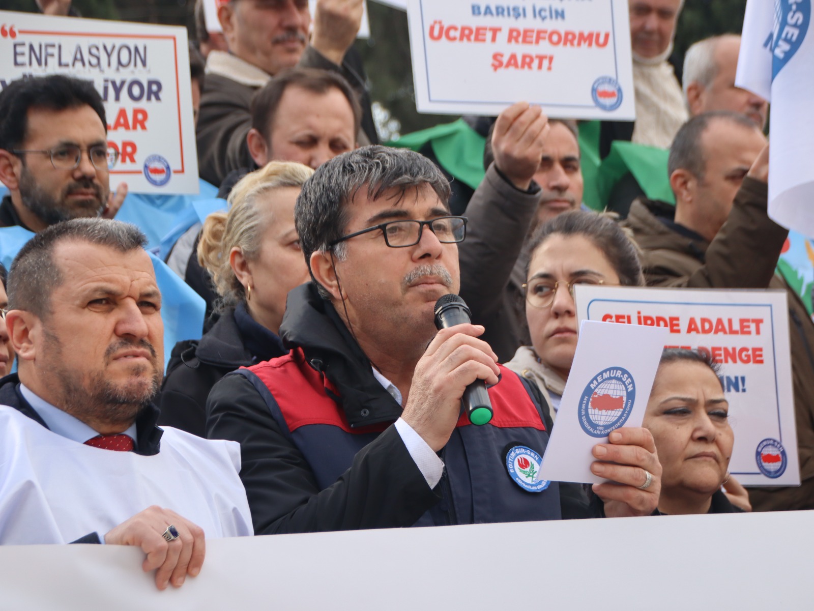 Memur-Sen Manisa Temsilciliğinden Basın Açıklaması: “Kamuda Ücret Reformu İstiyoruz”