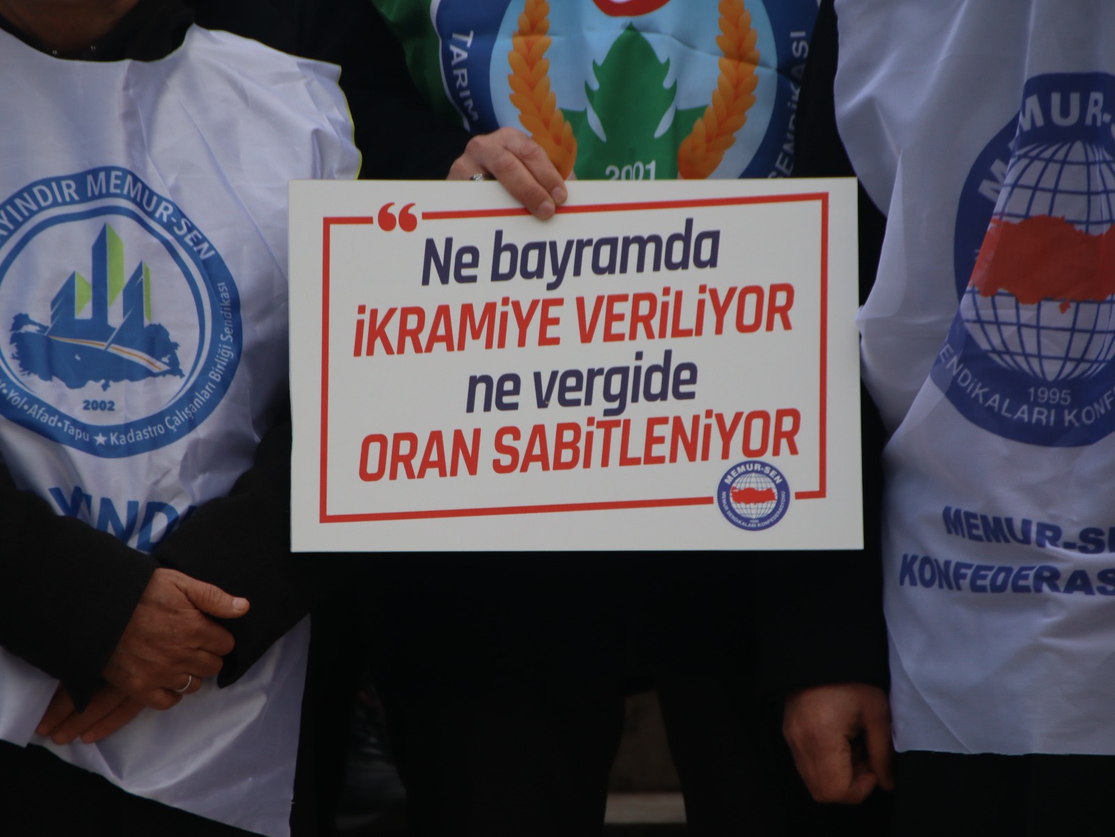 Memur-Sen Manisa Temsilciliğinden Basın Açıklaması: “Kamuda Ücret Reformu İstiyoruz”