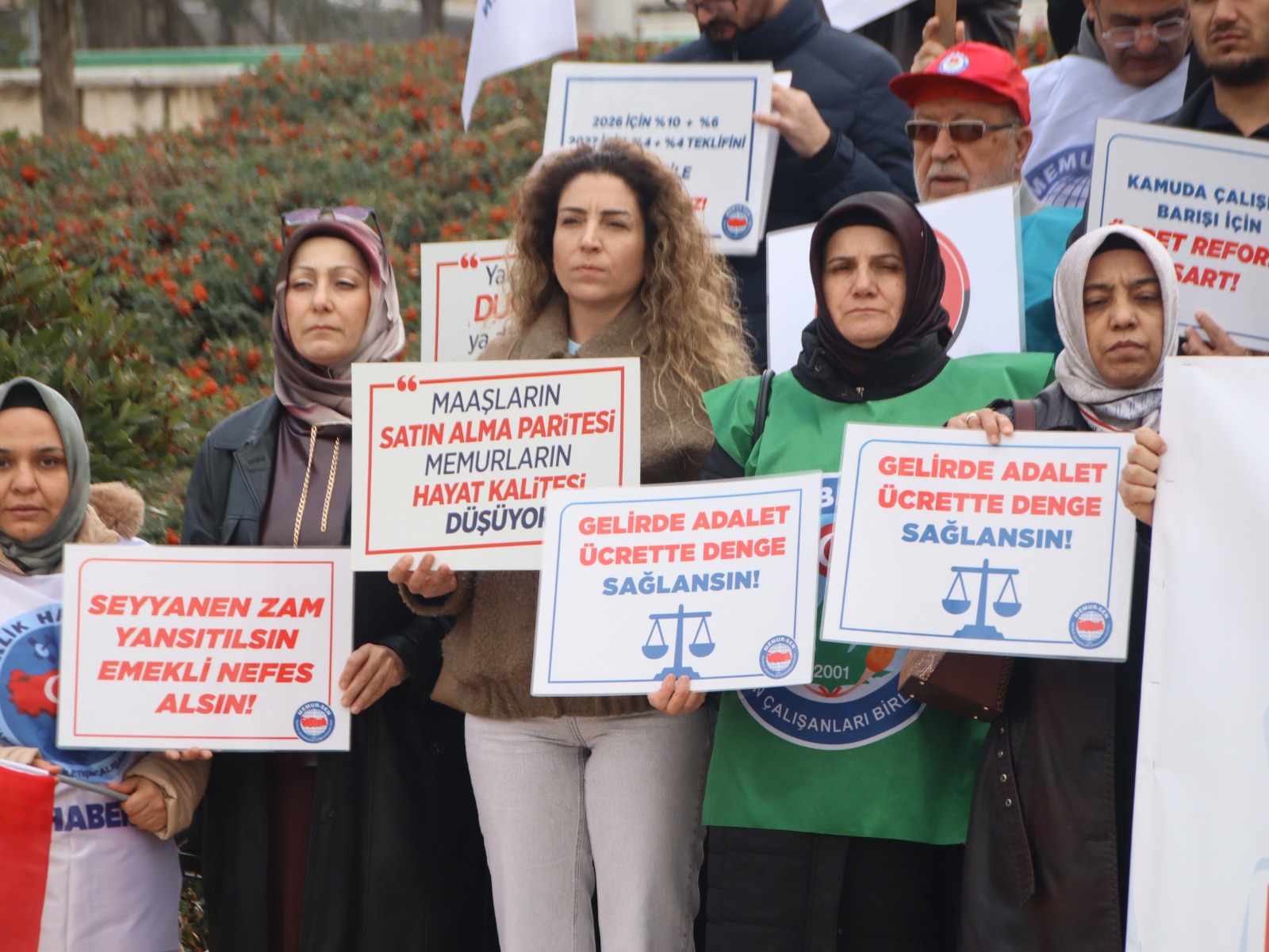 Memur-Sen Manisa Temsilciliğinden Basın Açıklaması: “Kamuda Ücret Reformu İstiyoruz”