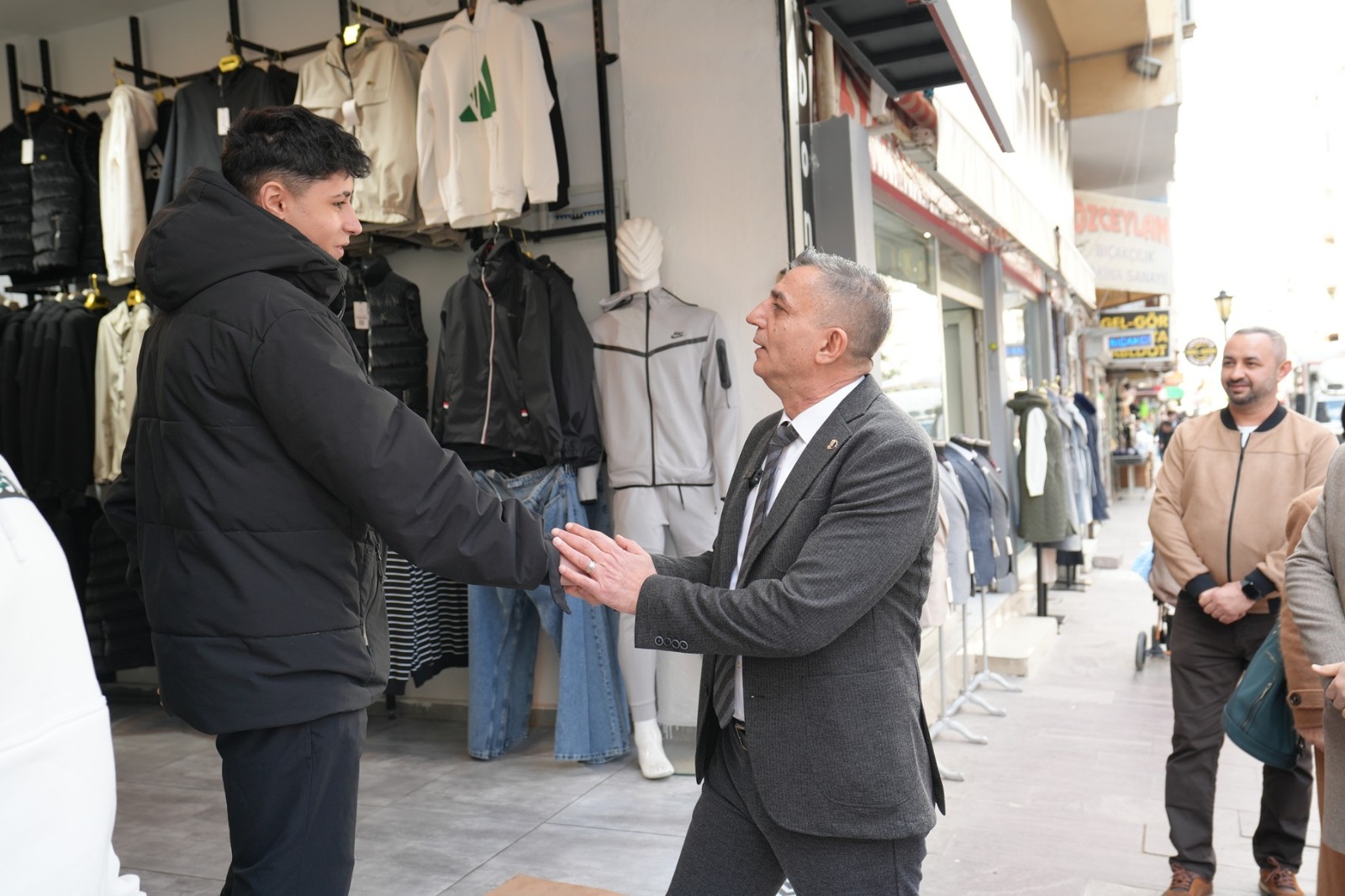 Başkan Şimşek’ten Esnafa Ramazan Ziyareti (13)
