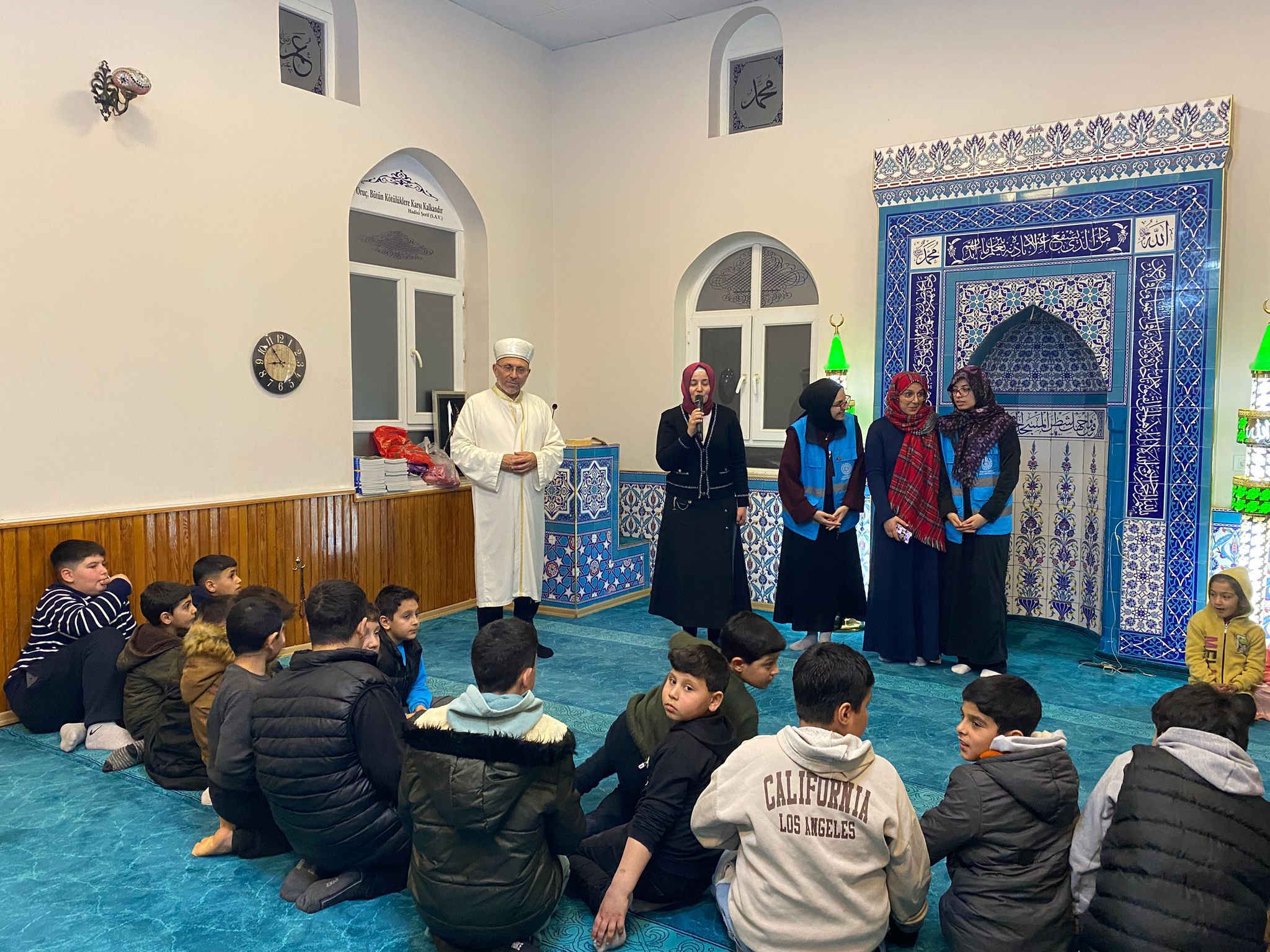 Manisa'da Çocuklara Camiye Gidelim Dedirten Proje