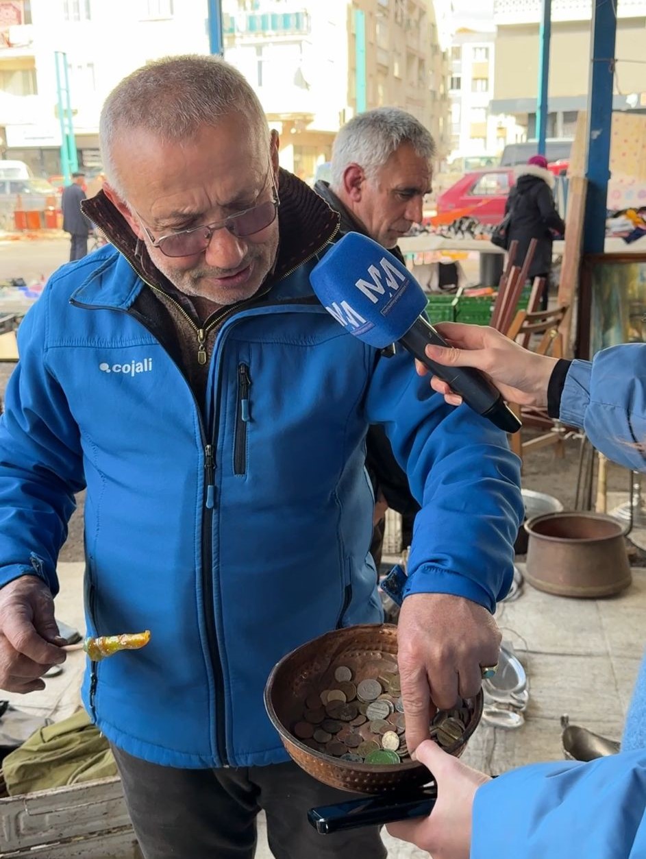 Manisa Bit Pazarı'ndaki Bu Esnaf Çöpten Alıyor, Hazineye Dönüştürüyor!