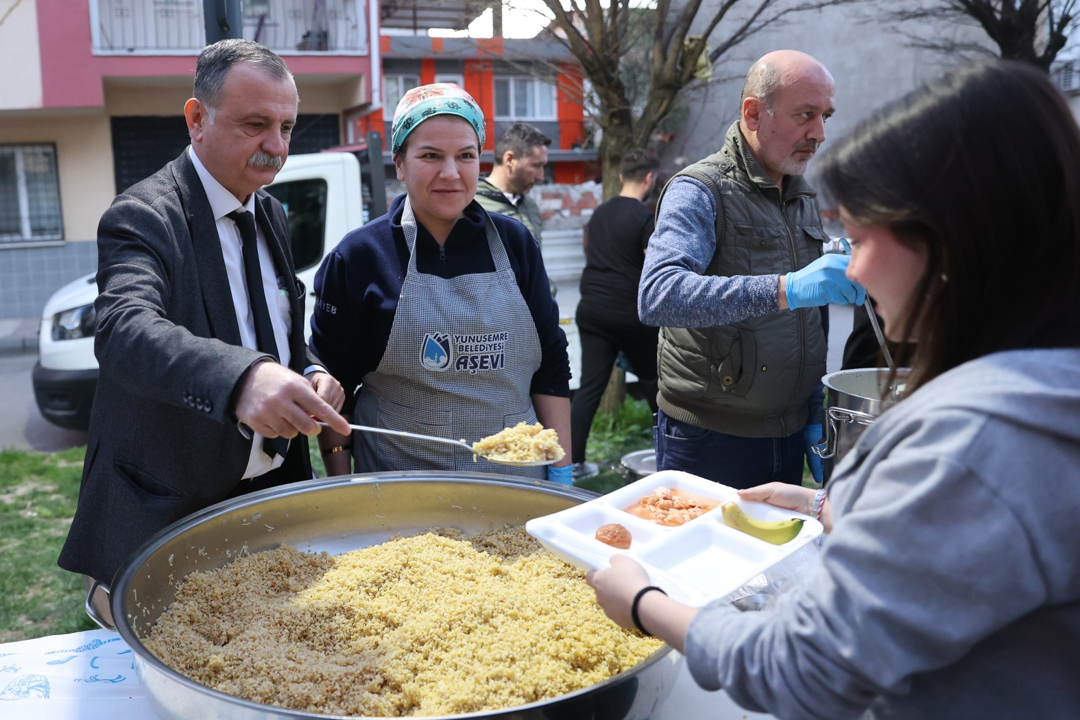 Yunusemre’de Ramazan Bereketi İftar Sofraları, Etkinlikler Ve Dayanışma Ayı Başlıyor (6)